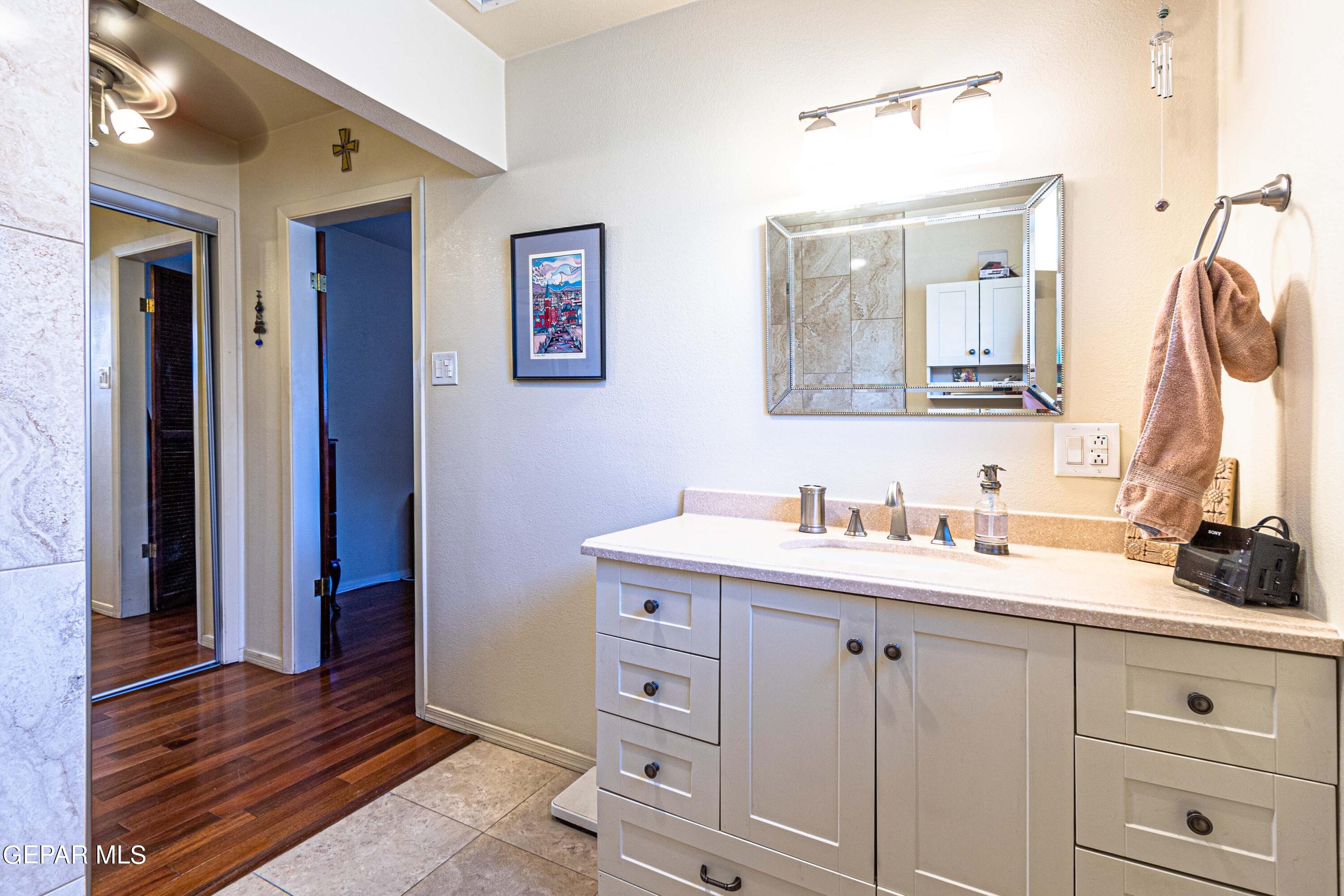 8722 Marble Dr Drive