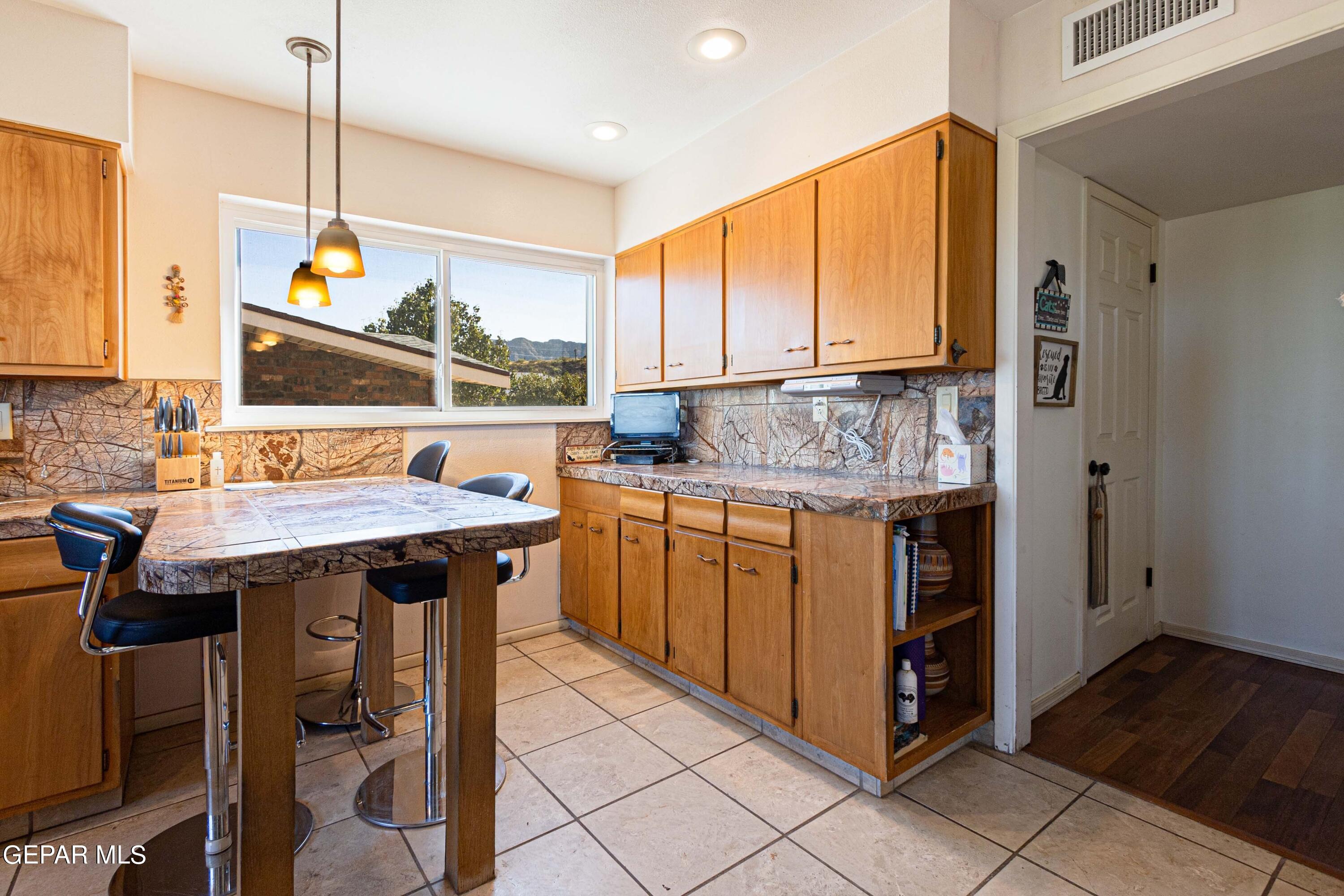 8722 Marble Dr Drive