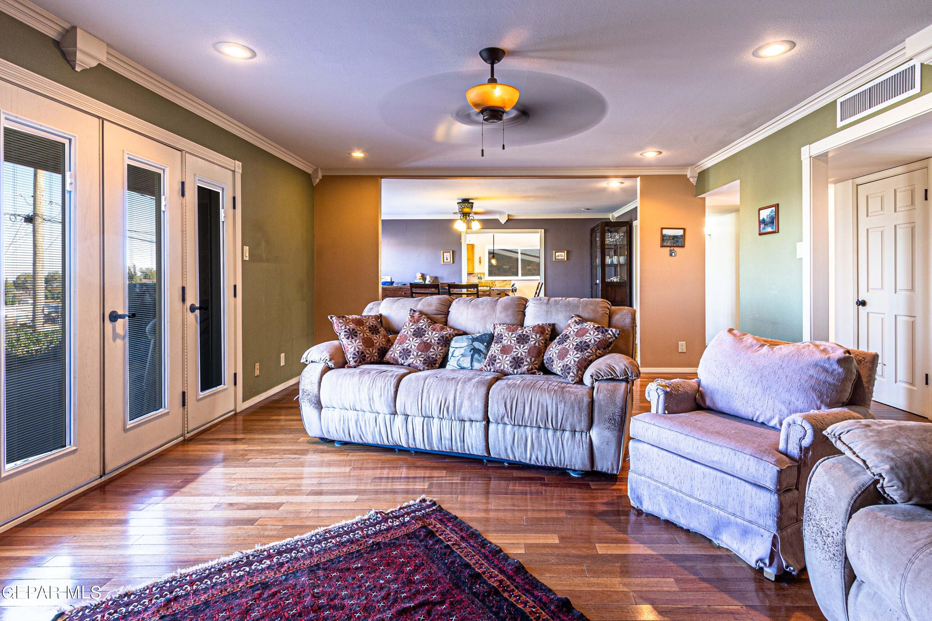 8722 Marble Dr Drive