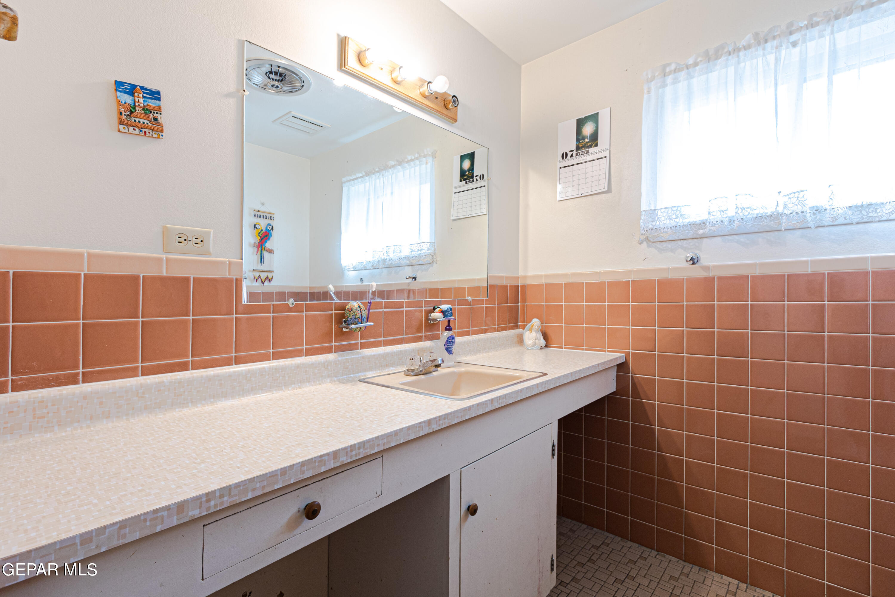 8722 Marble Dr Drive