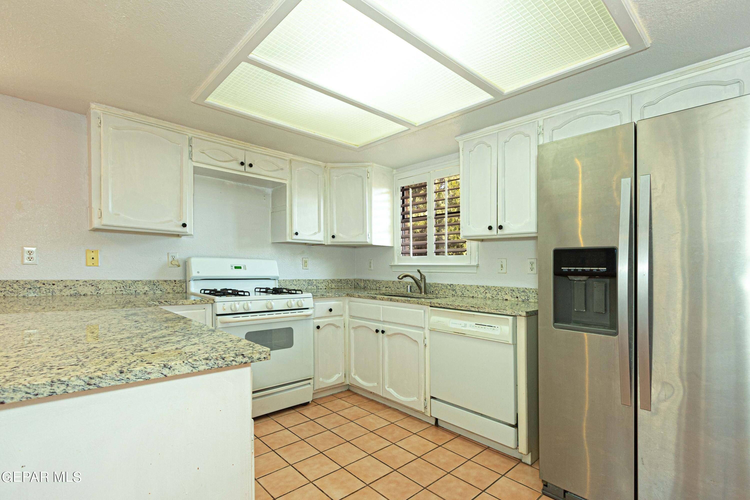 6740 MARBLE CANYON Drive