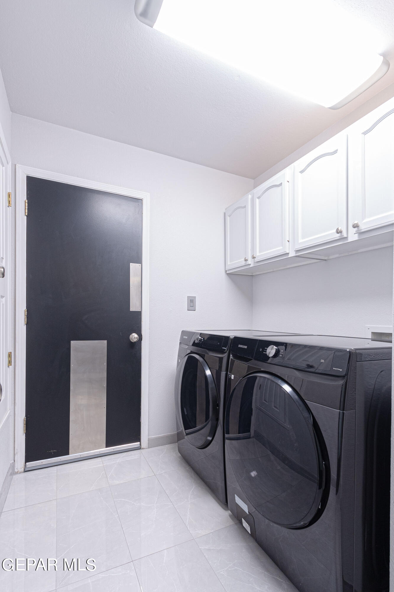 6921 PEARL RIDGE Drive