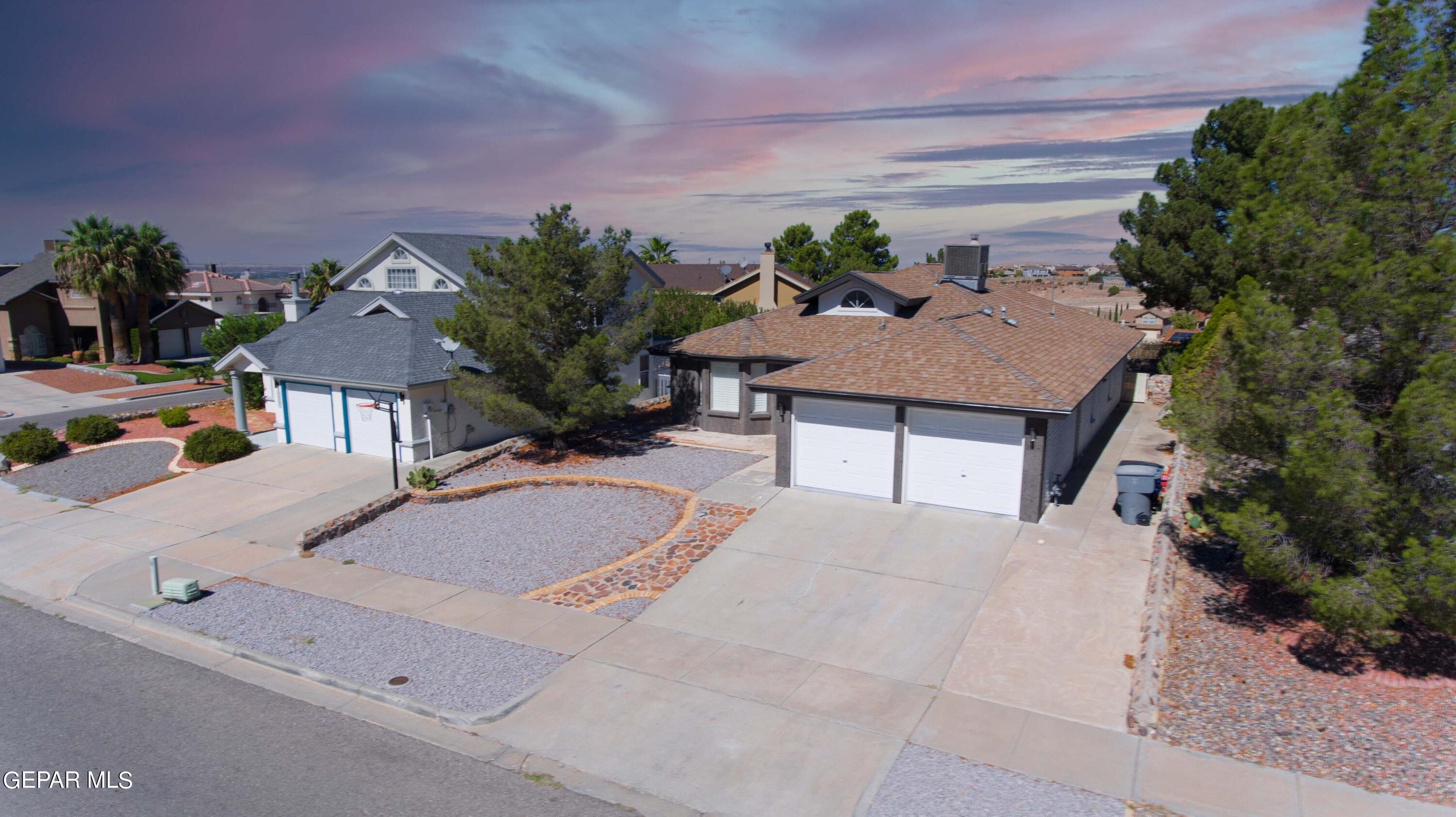 6921 PEARL RIDGE Drive