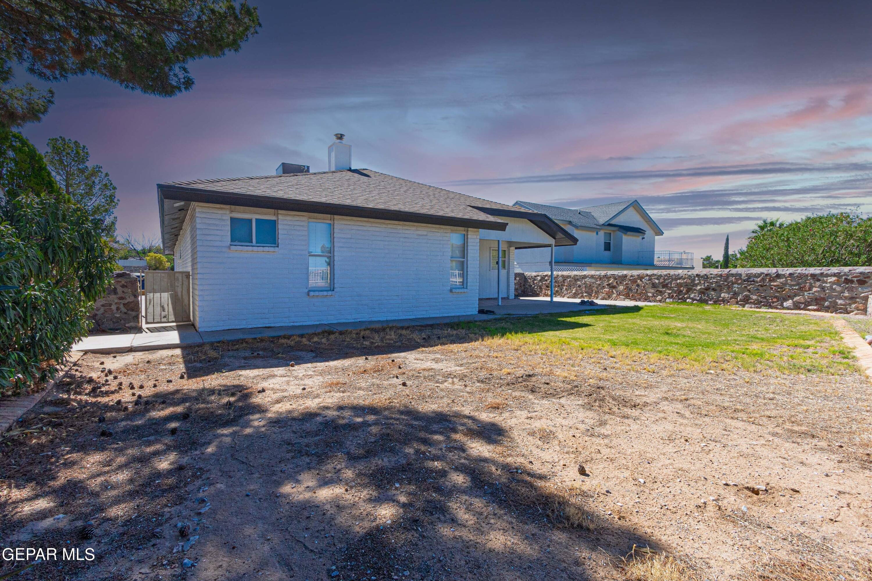 6921 PEARL RIDGE Drive