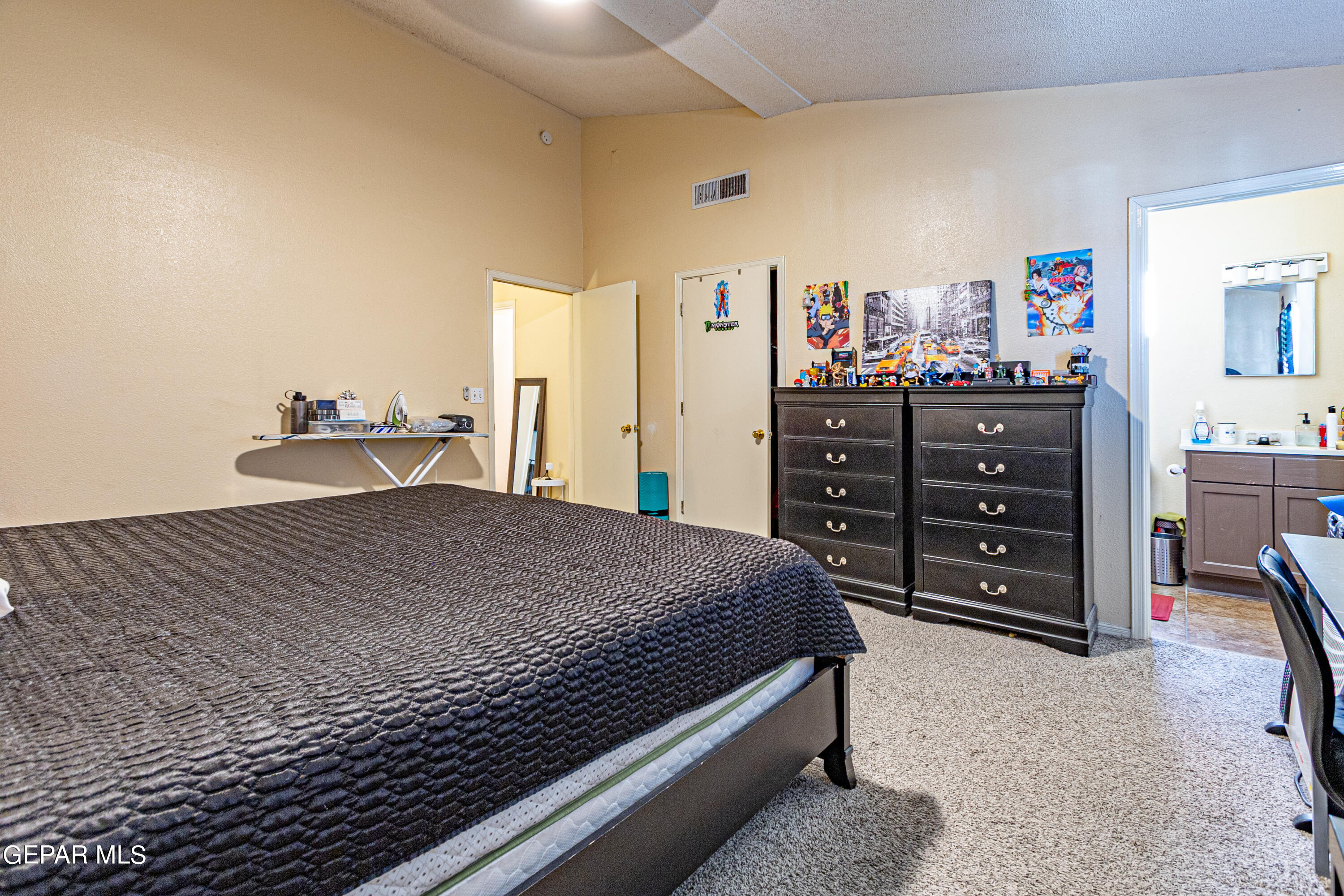 11030 Splendor Ct Court