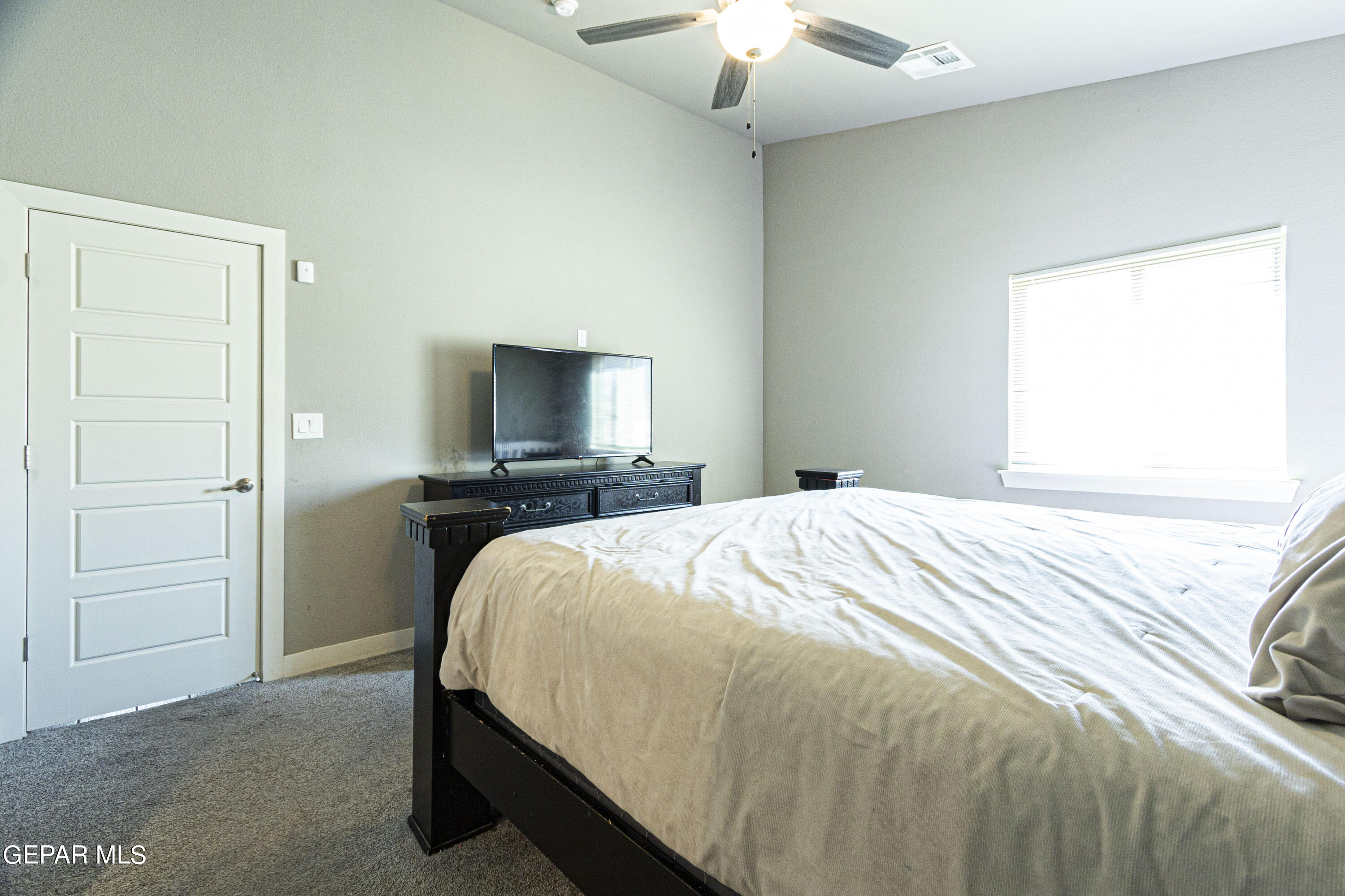 610 Charles Heinrich St