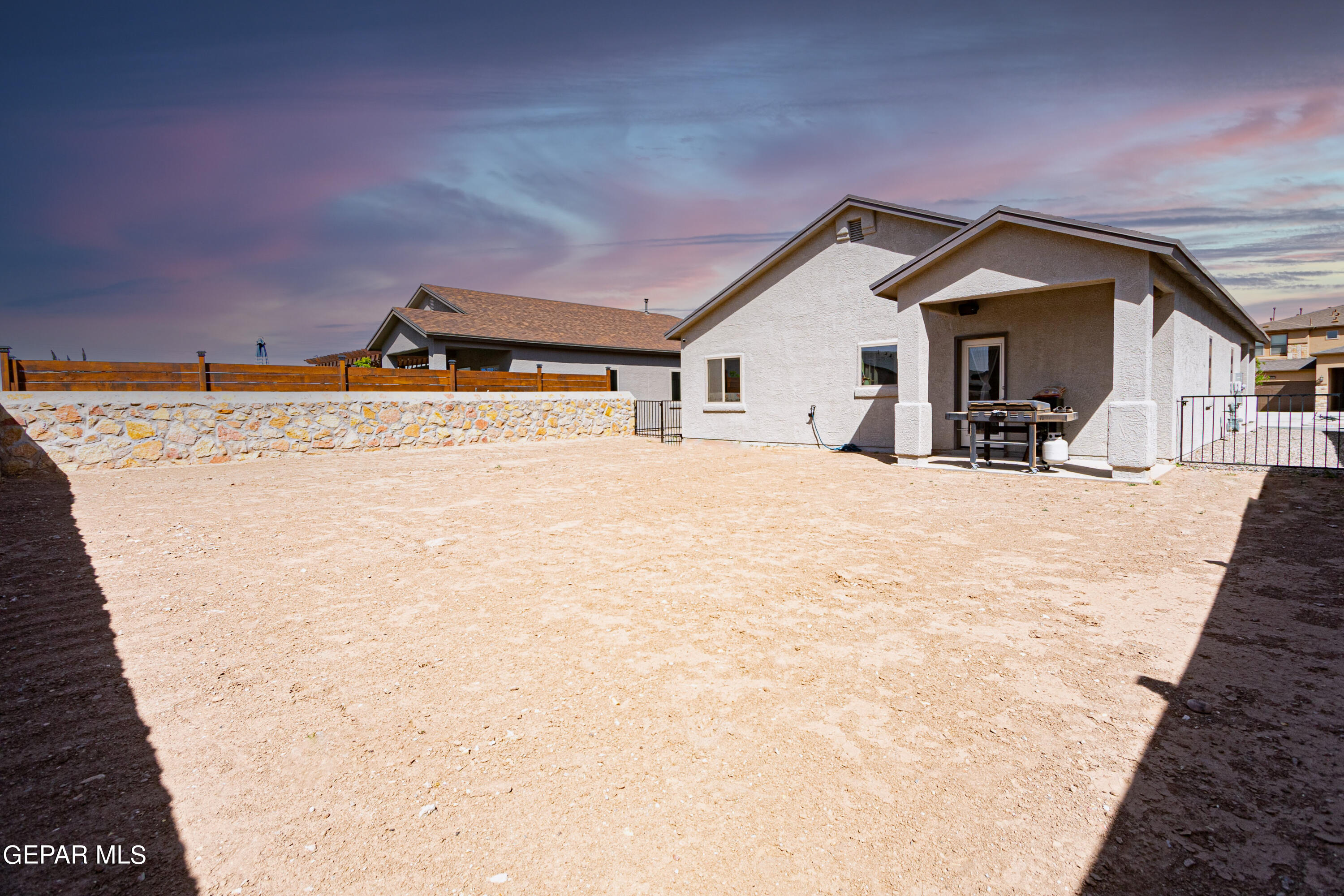 610 Charles Heinrich St