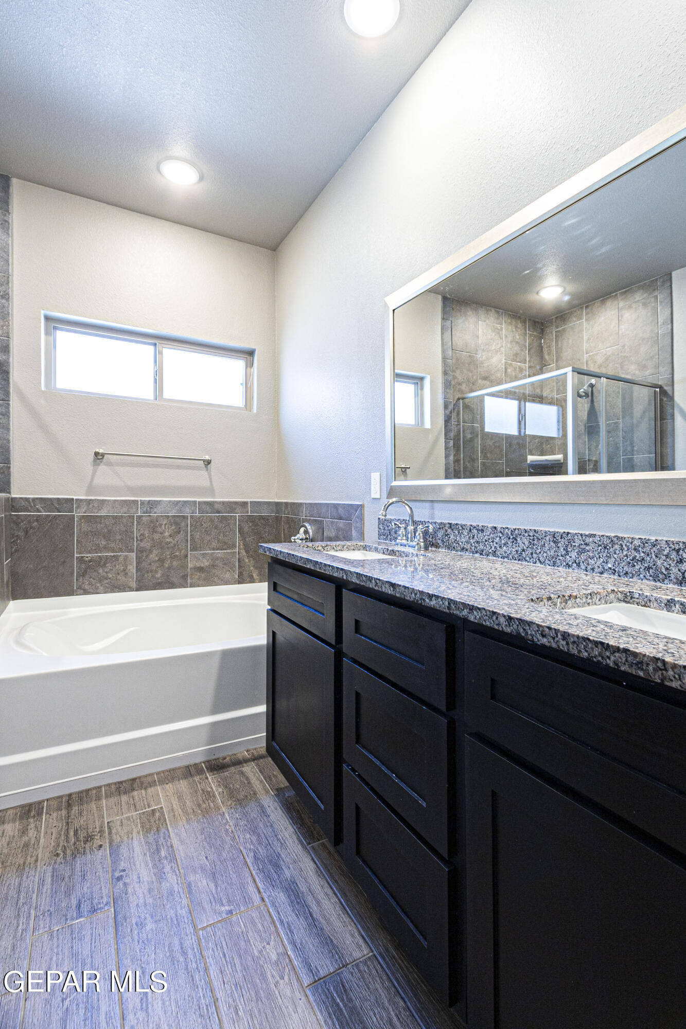 610 Charles Heinrich St