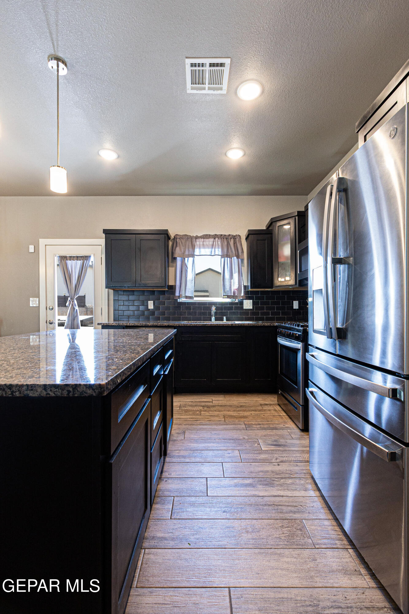 610 Charles Heinrich St