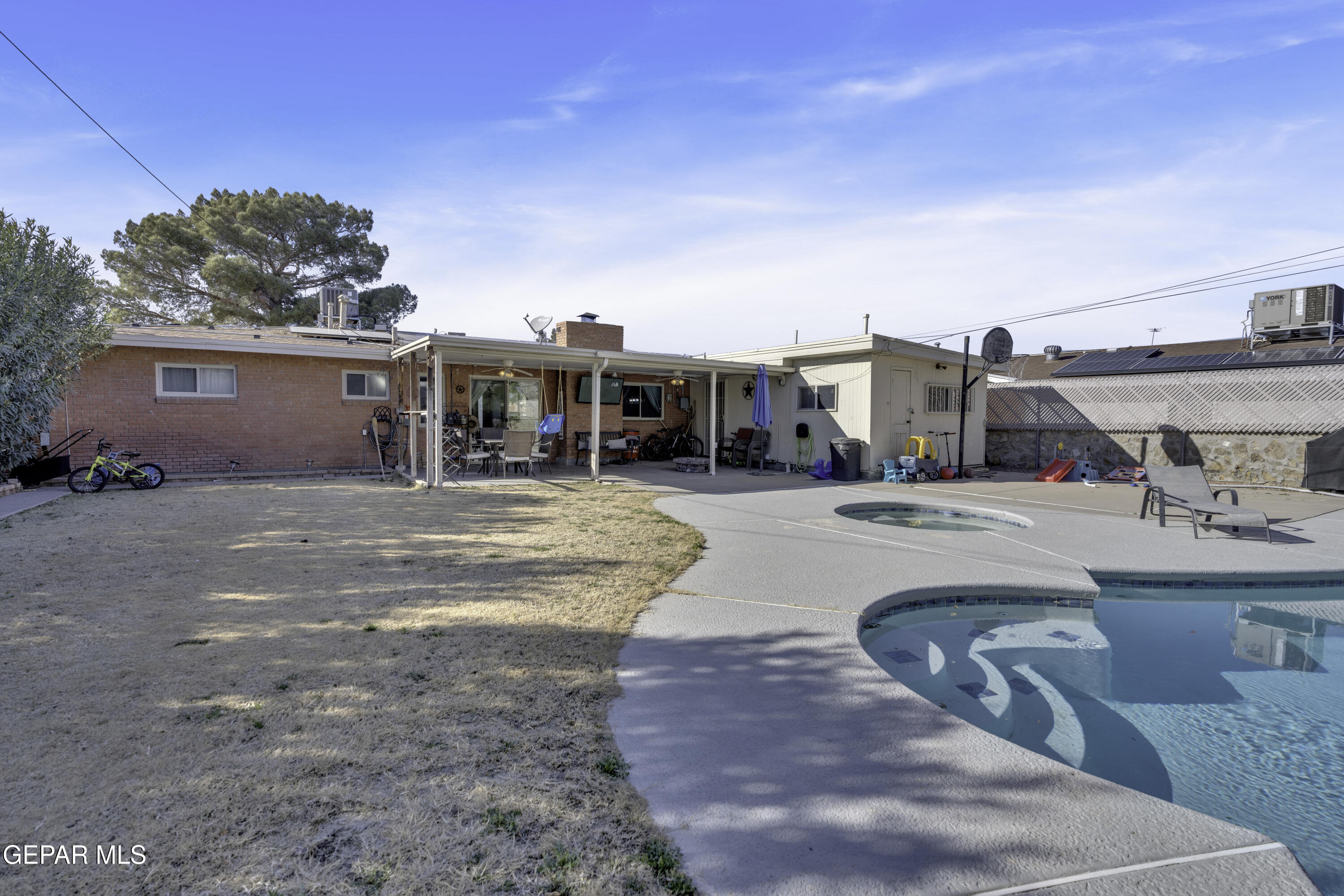 1224 BOIS D ARC Drive