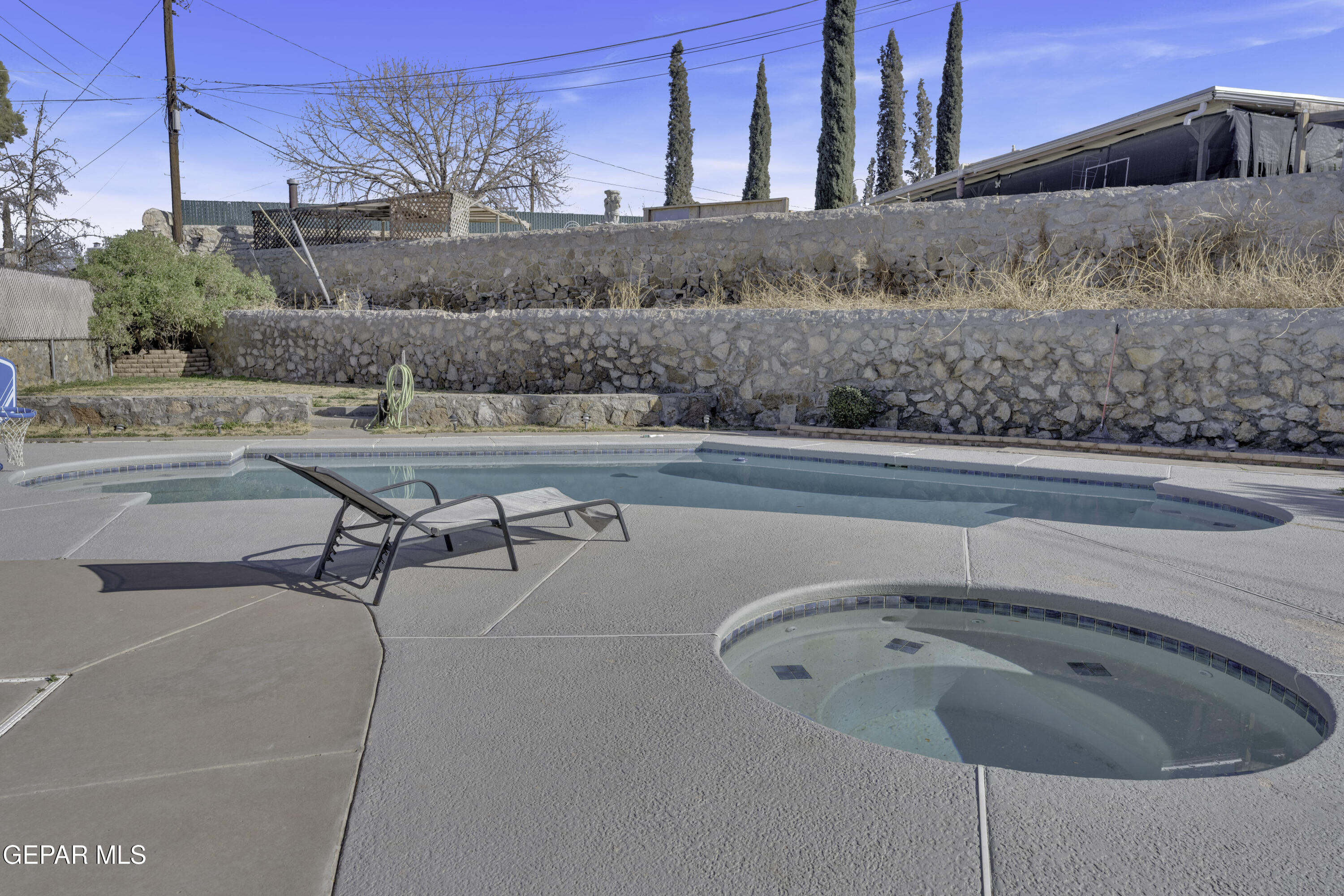 1224 BOIS D ARC Drive