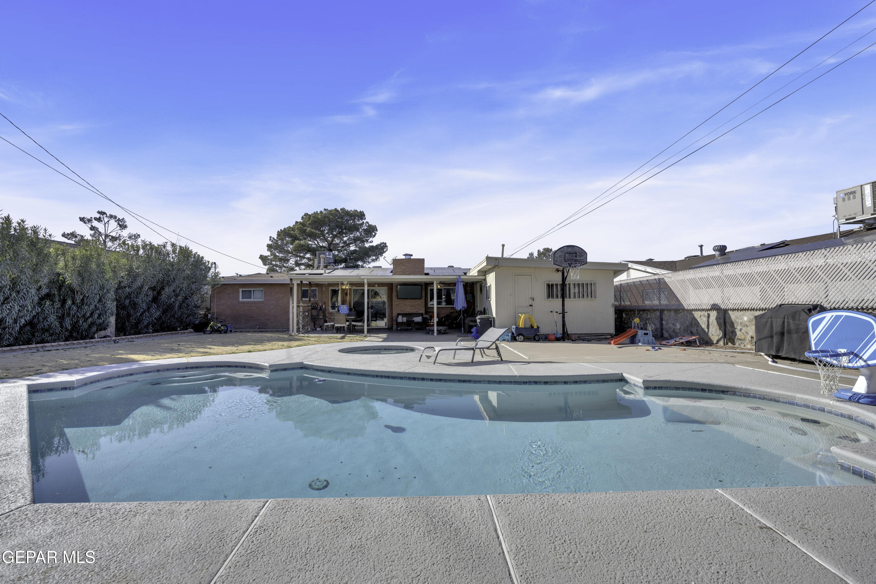 1224 BOIS D ARC Drive