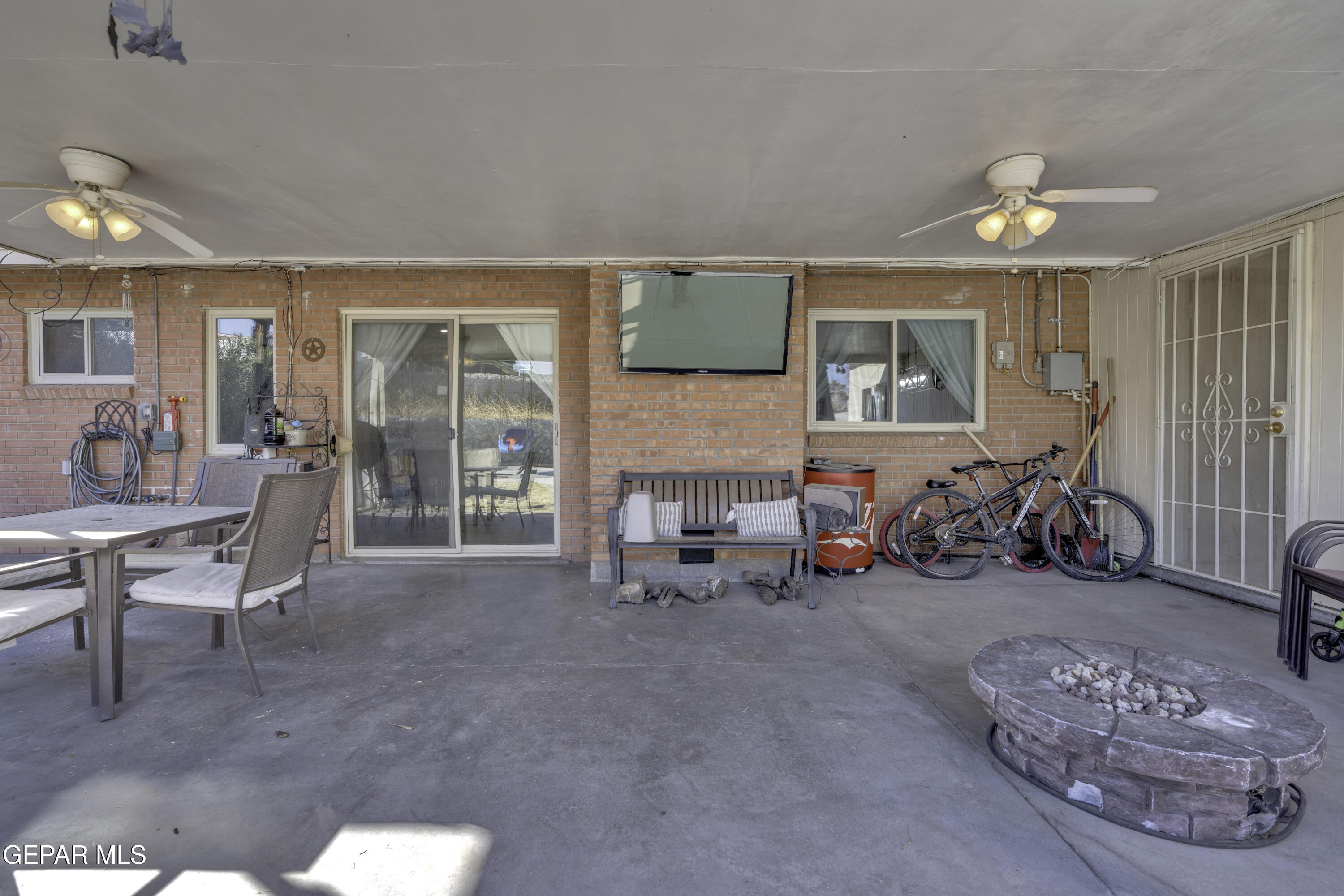 1224 BOIS D ARC Drive