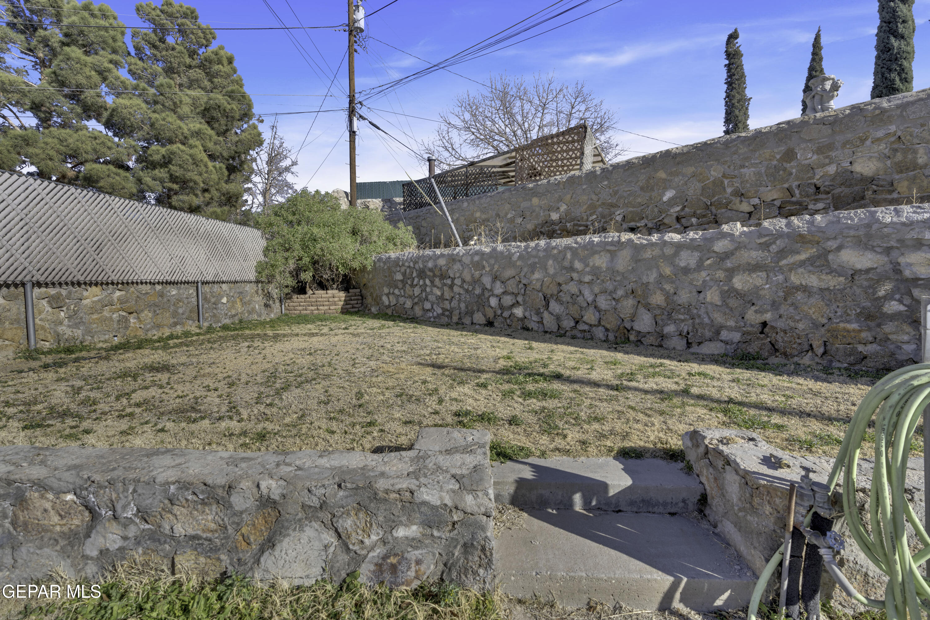 1224 BOIS D ARC Drive