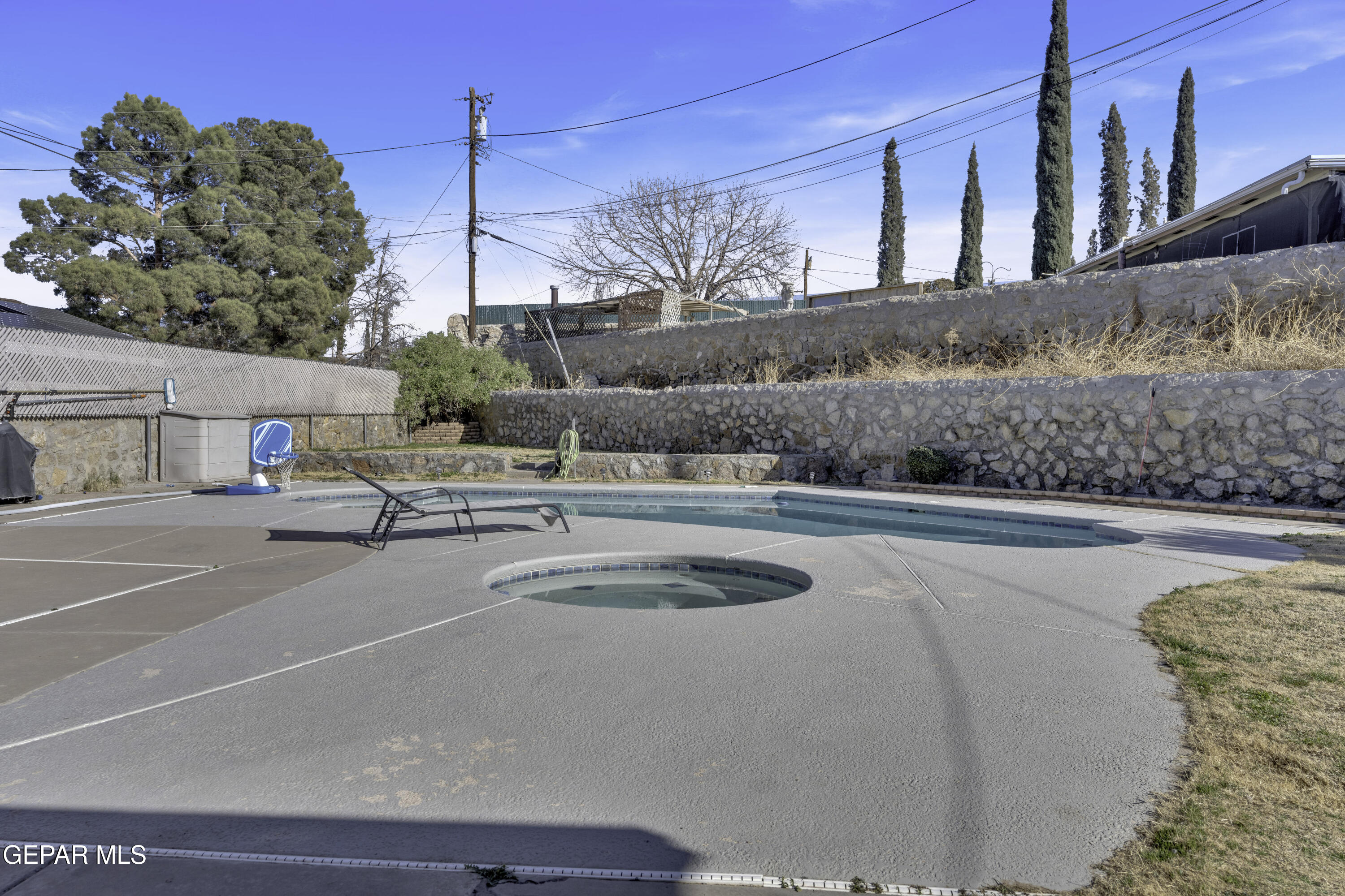 1224 BOIS D ARC Drive