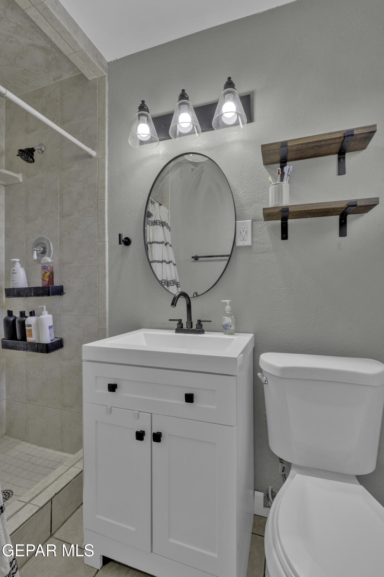 1224 BOIS D ARC Drive