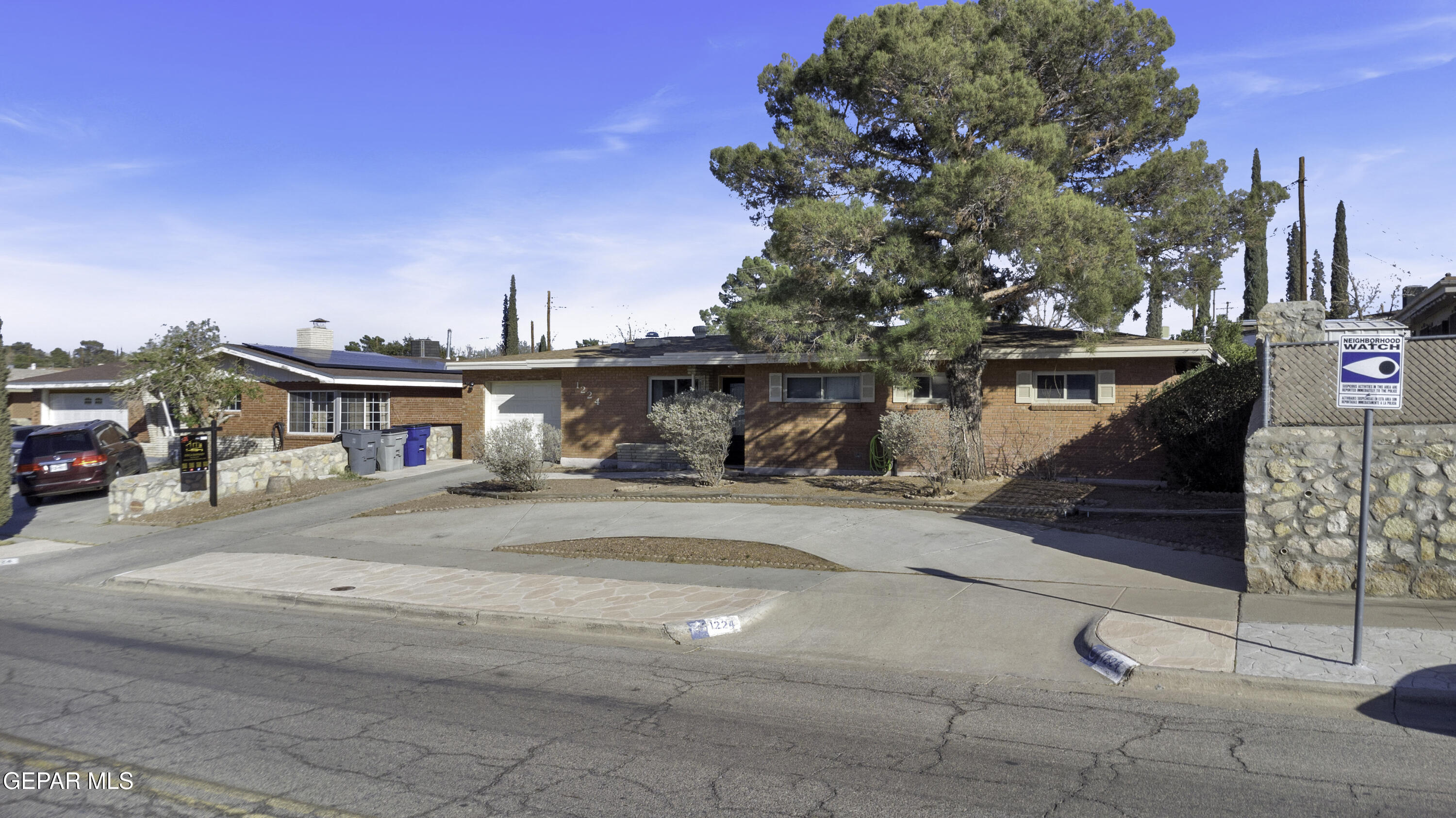 1224 BOIS D ARC Drive