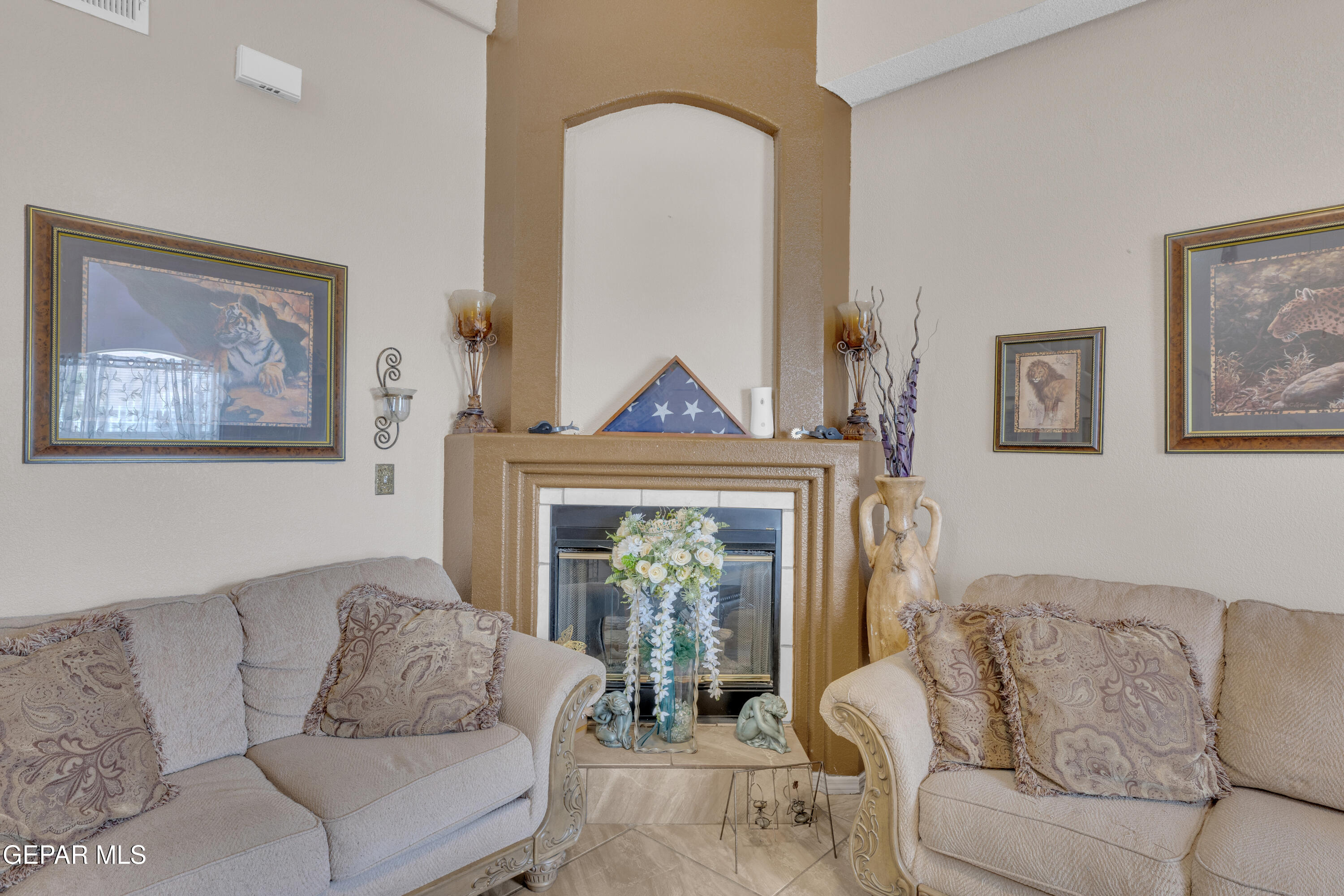 11856 FIDDLEWOOD Circle