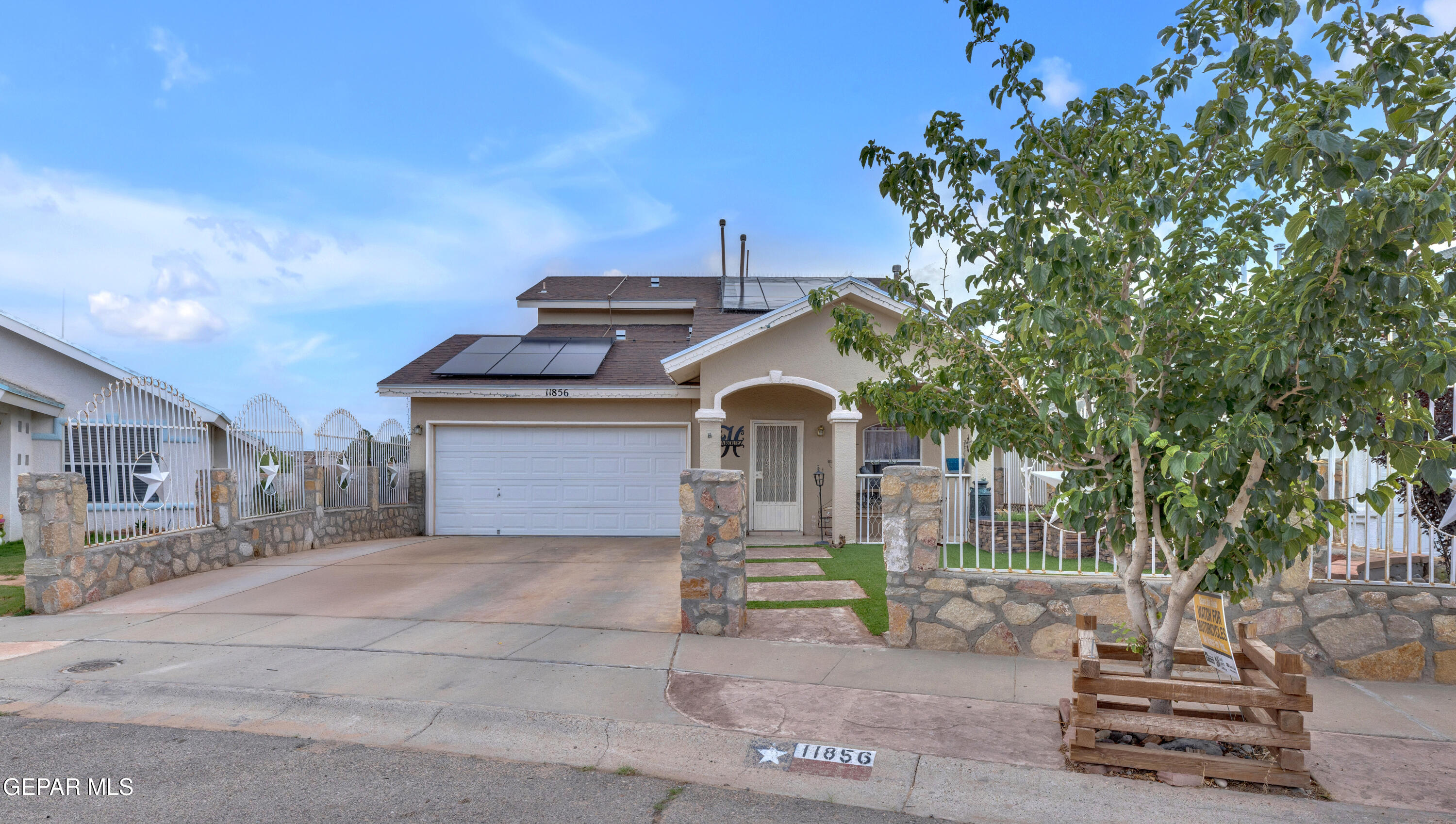 11856 FIDDLEWOOD Circle