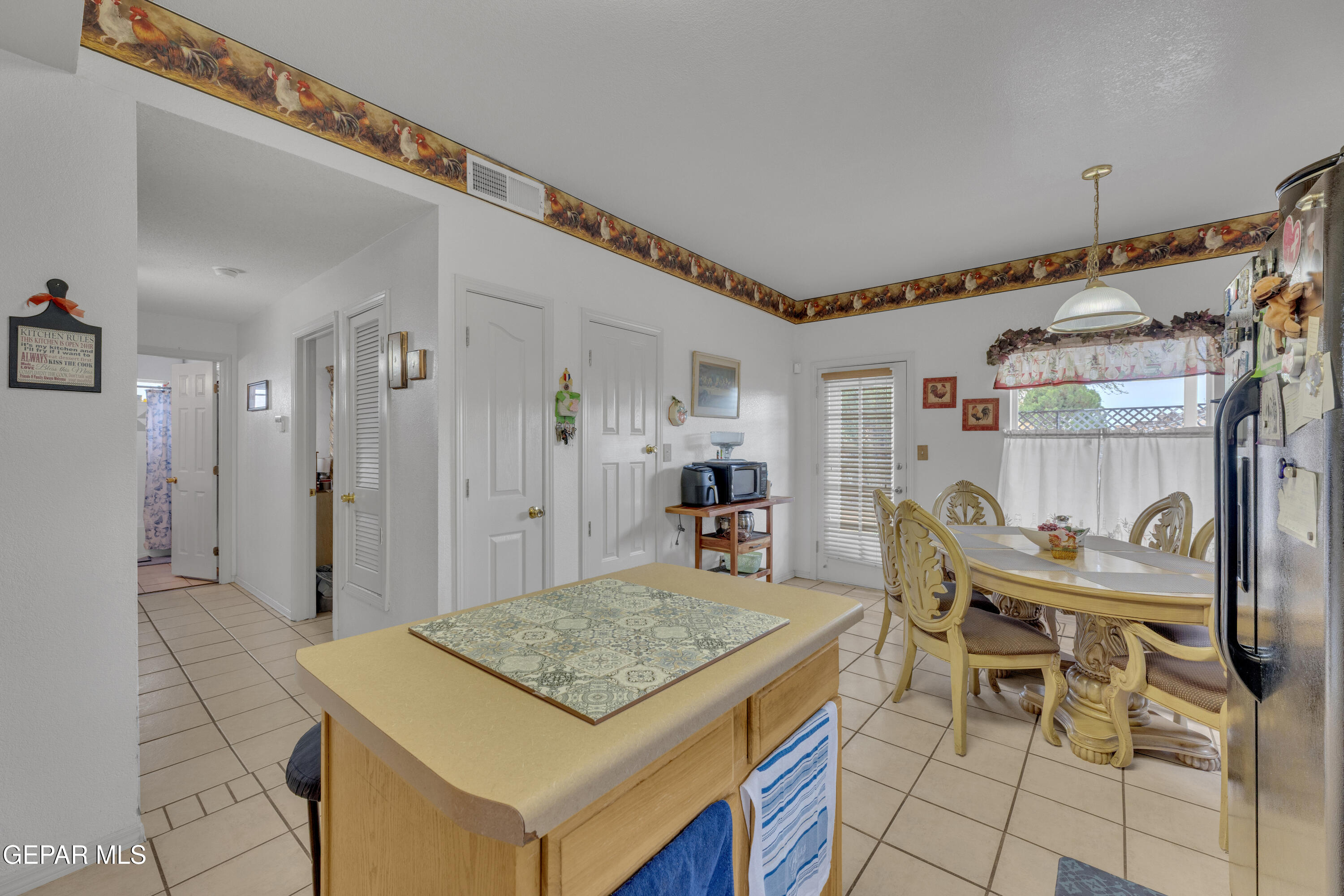 11856 FIDDLEWOOD Circle