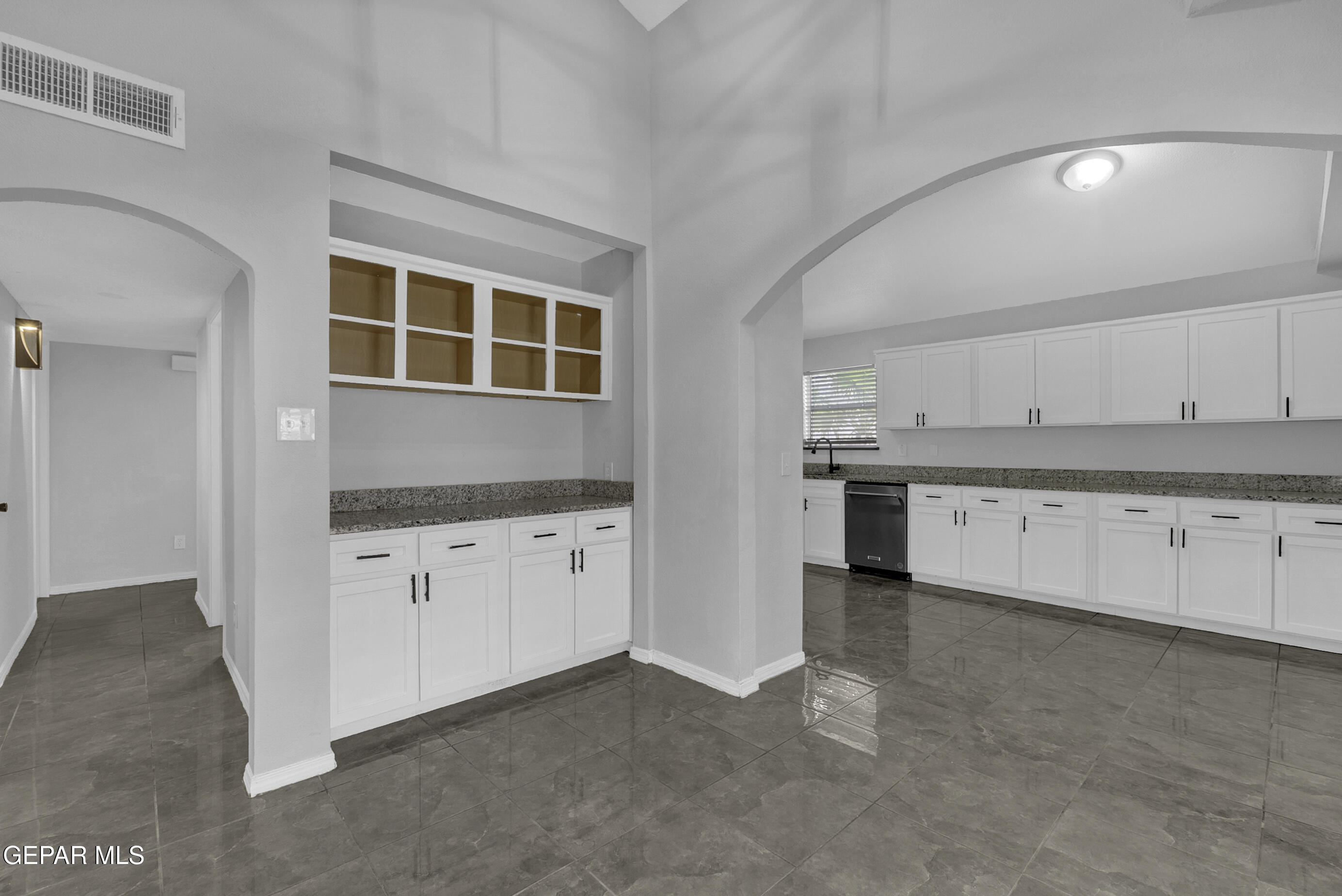 10400 Valle Koki Drive Drive