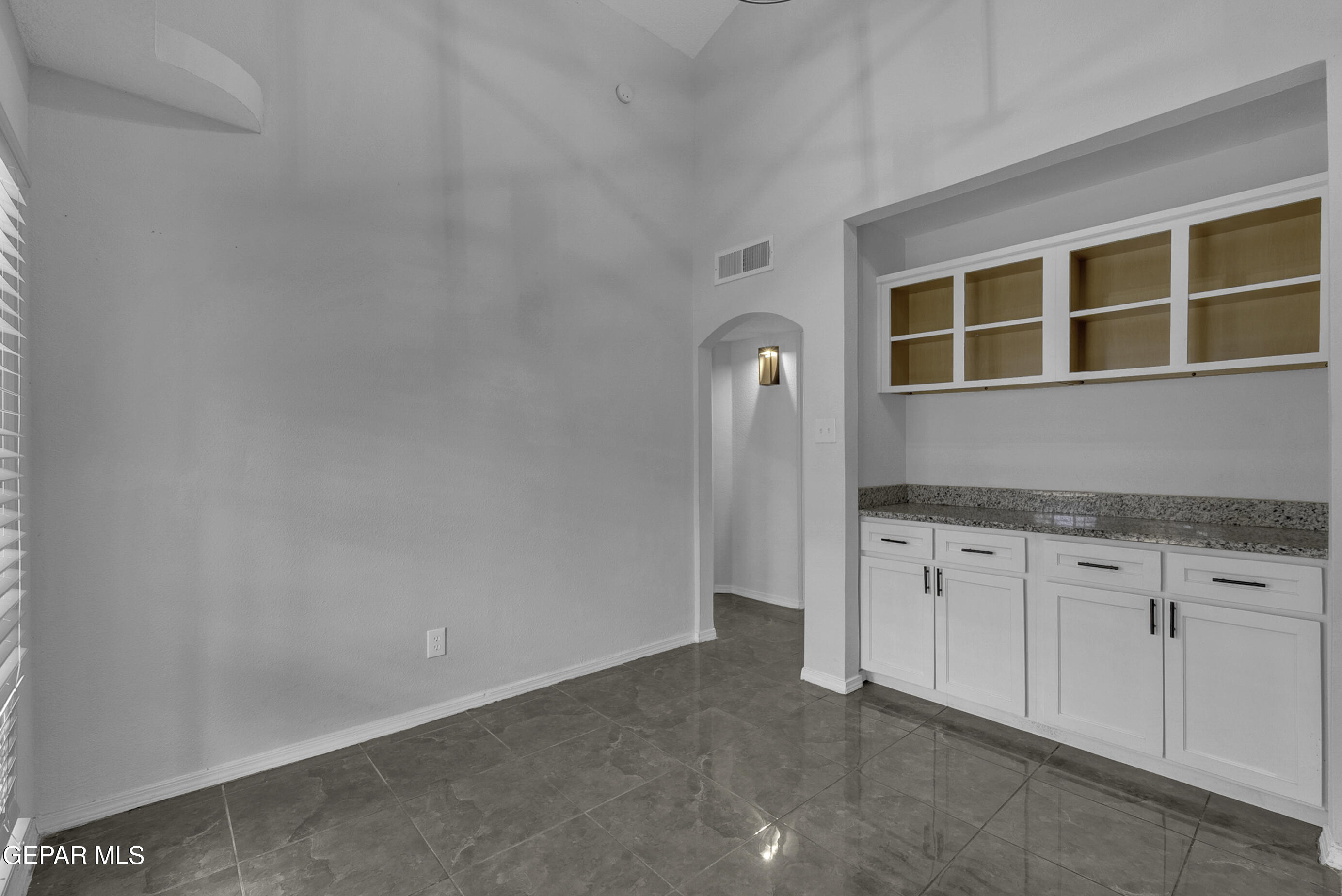 10400 Valle Koki Drive Drive