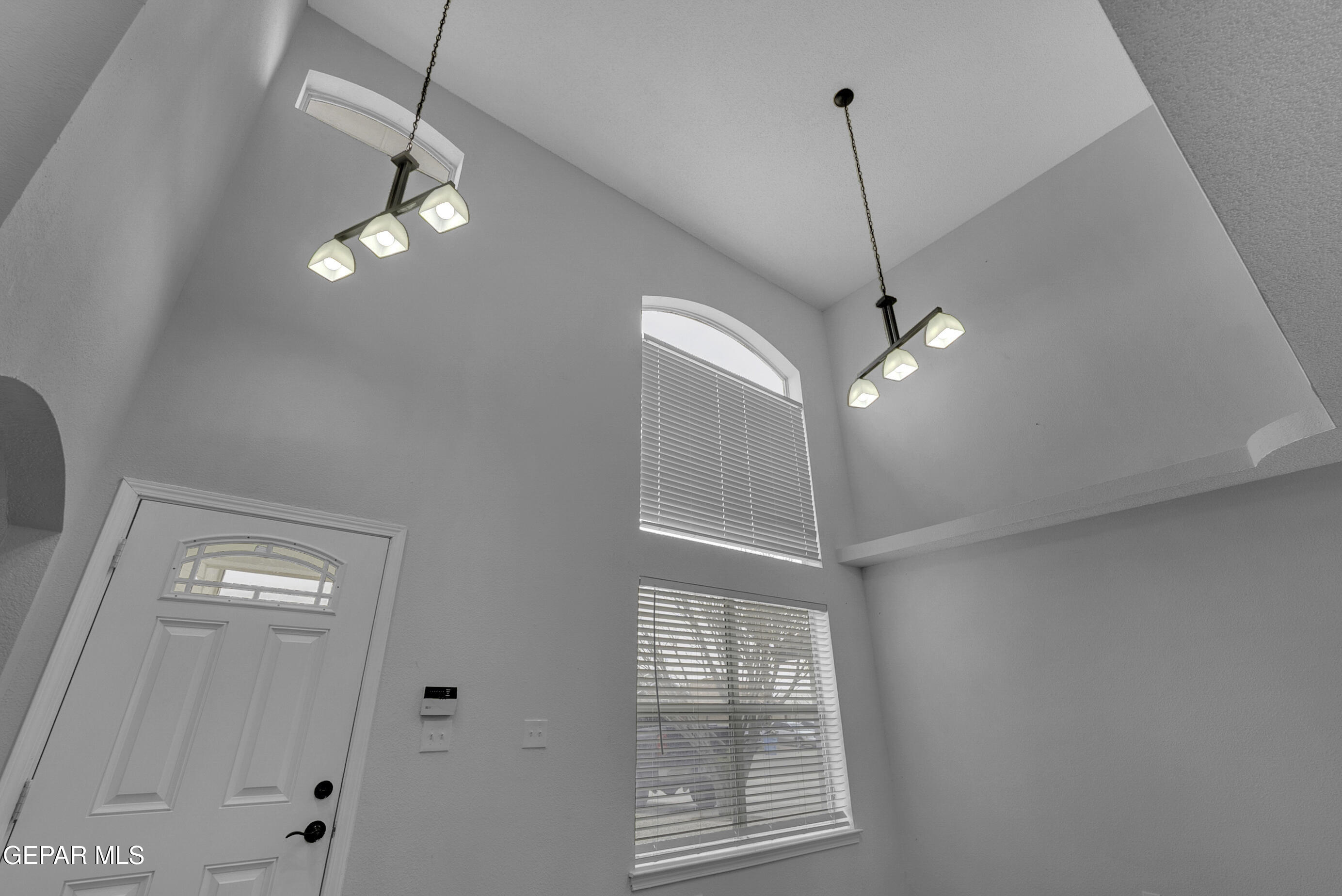 10400 Valle Koki Drive Drive