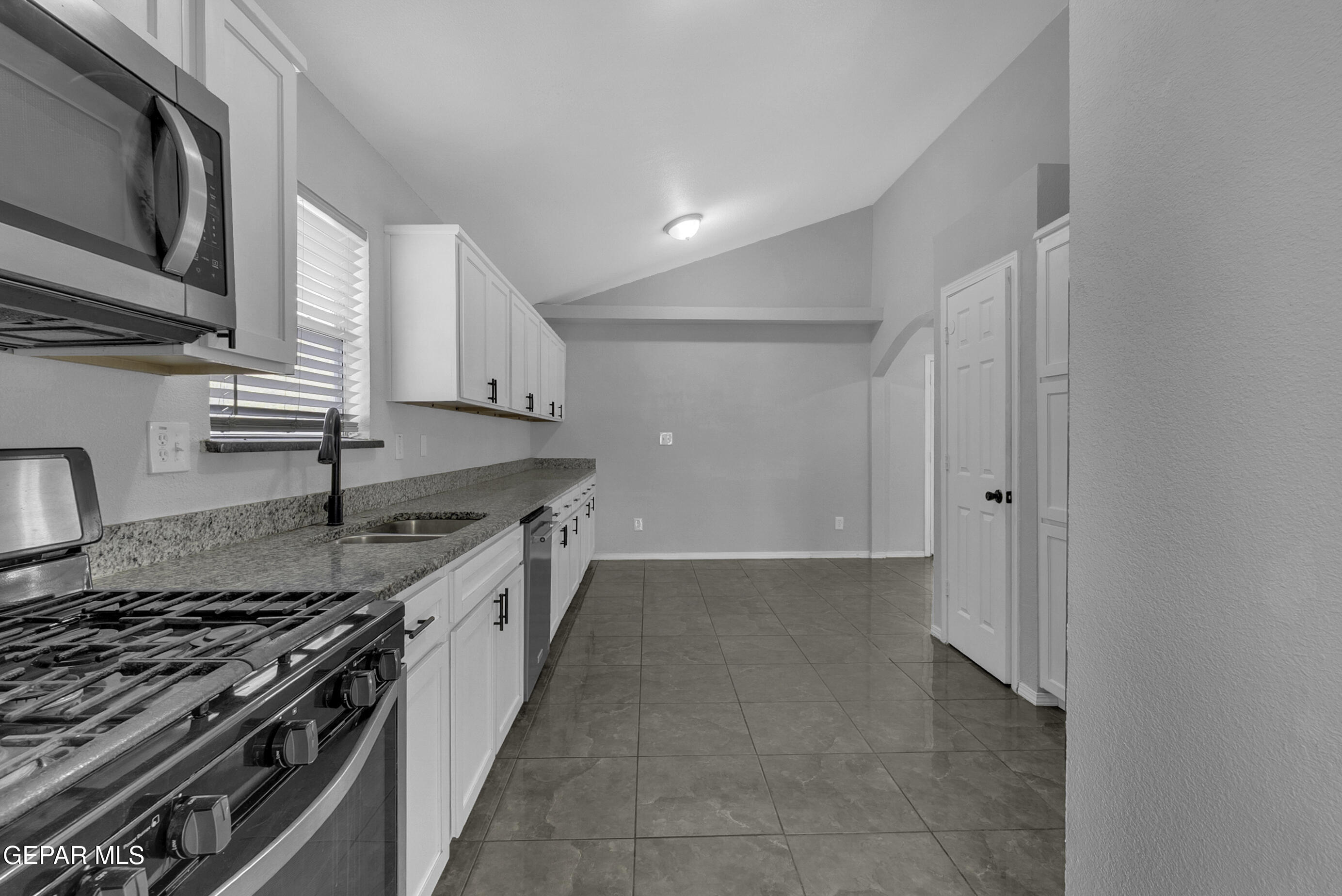 10400 Valle Koki Drive Drive