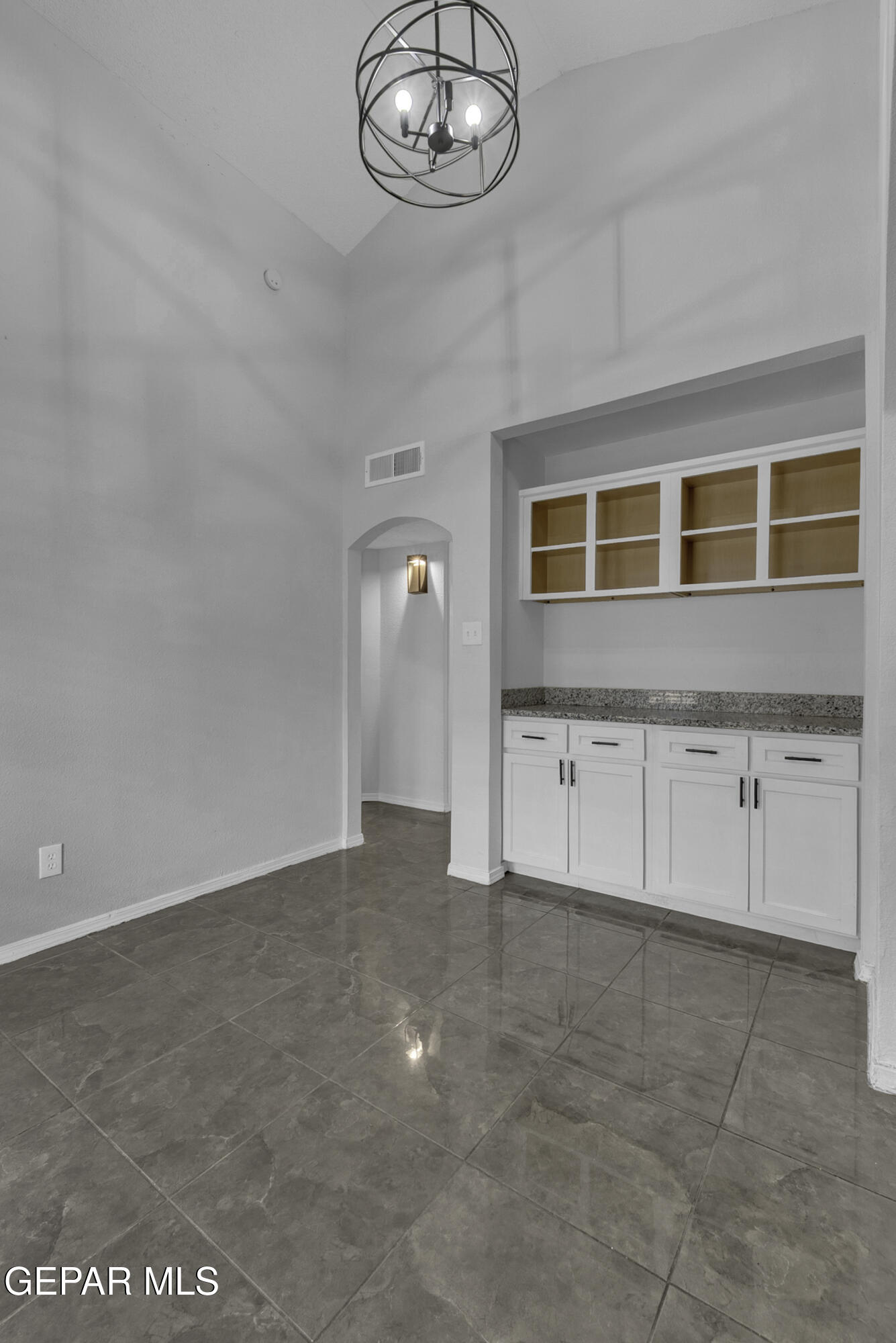 10400 Valle Koki Drive Drive