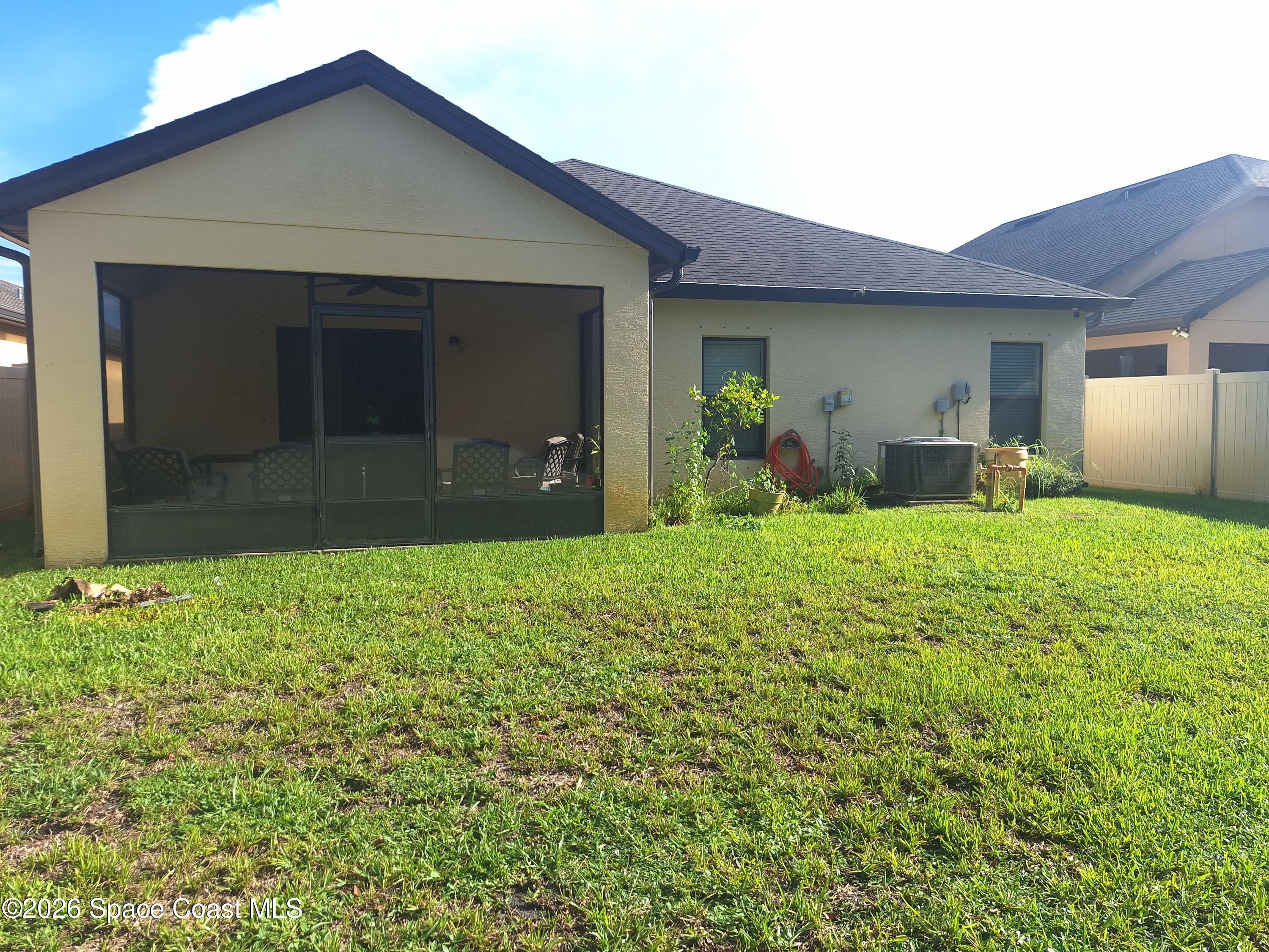529 Trymore Drive SE