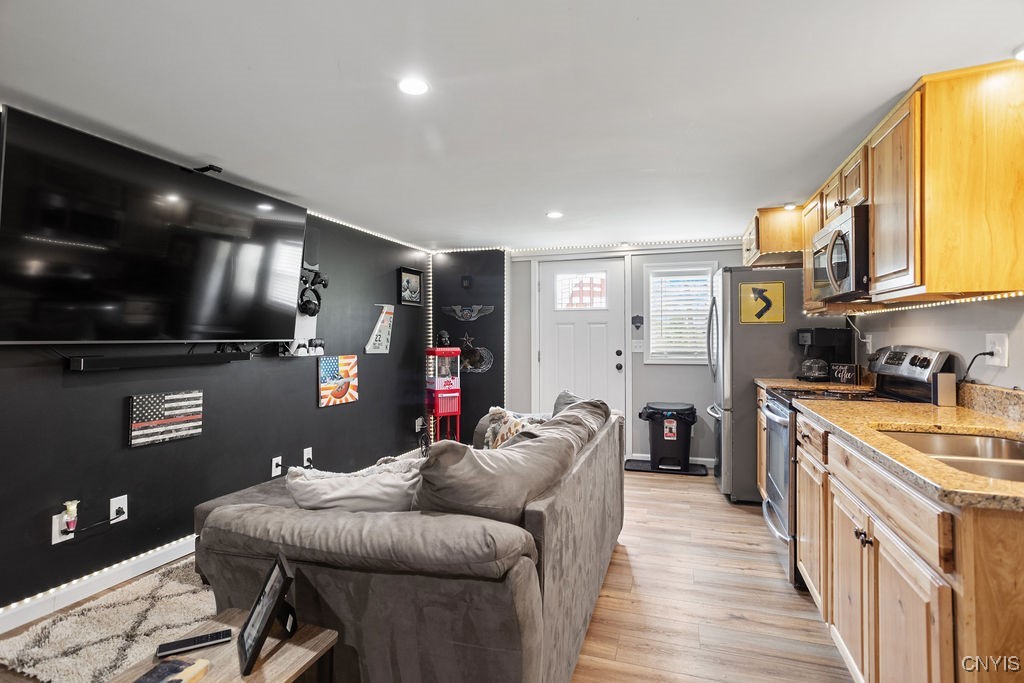 6866 Tully Road