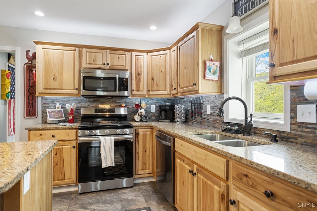 6866 Tully Road