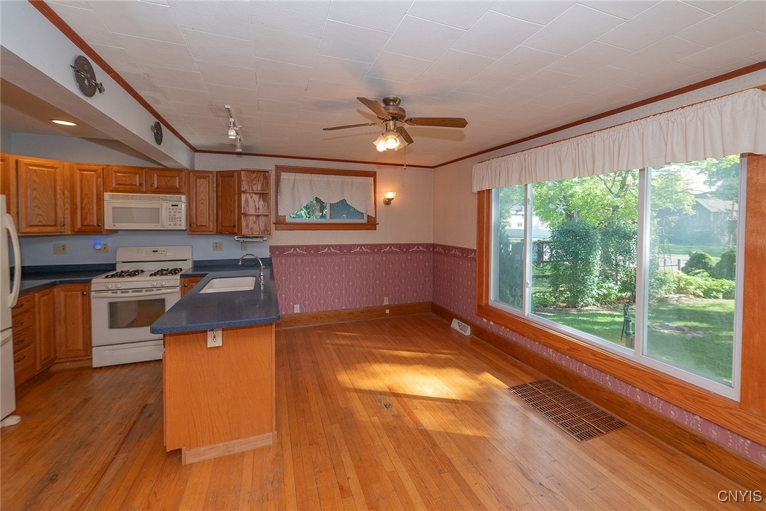 6325 North Kirkville Road