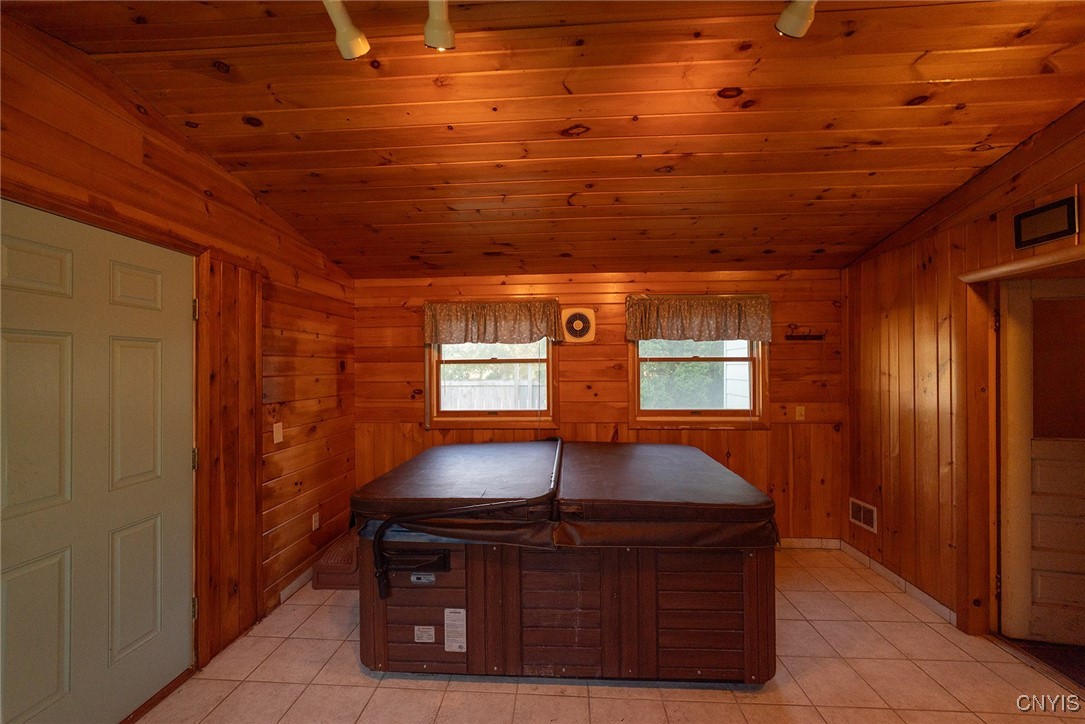 6325 North Kirkville Road