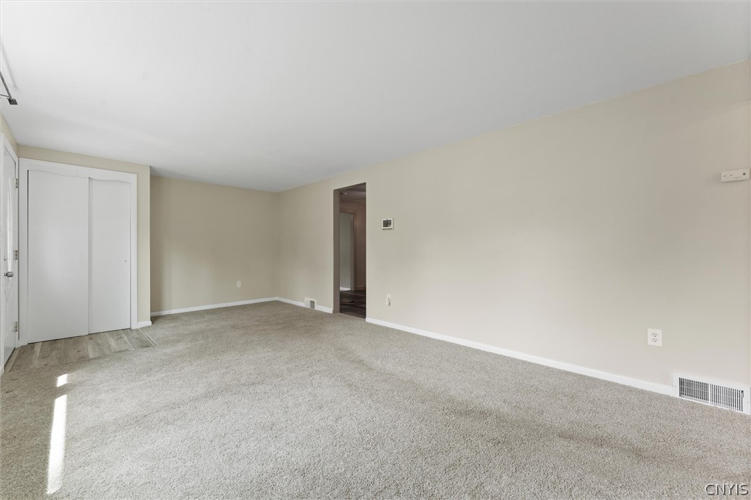 106 Greenhedge Drive