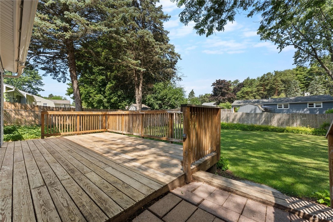 106 Greenhedge Drive