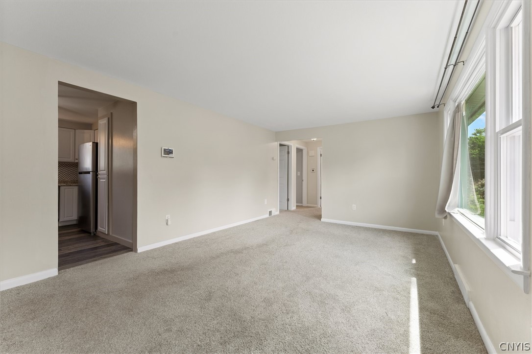 106 Greenhedge Drive