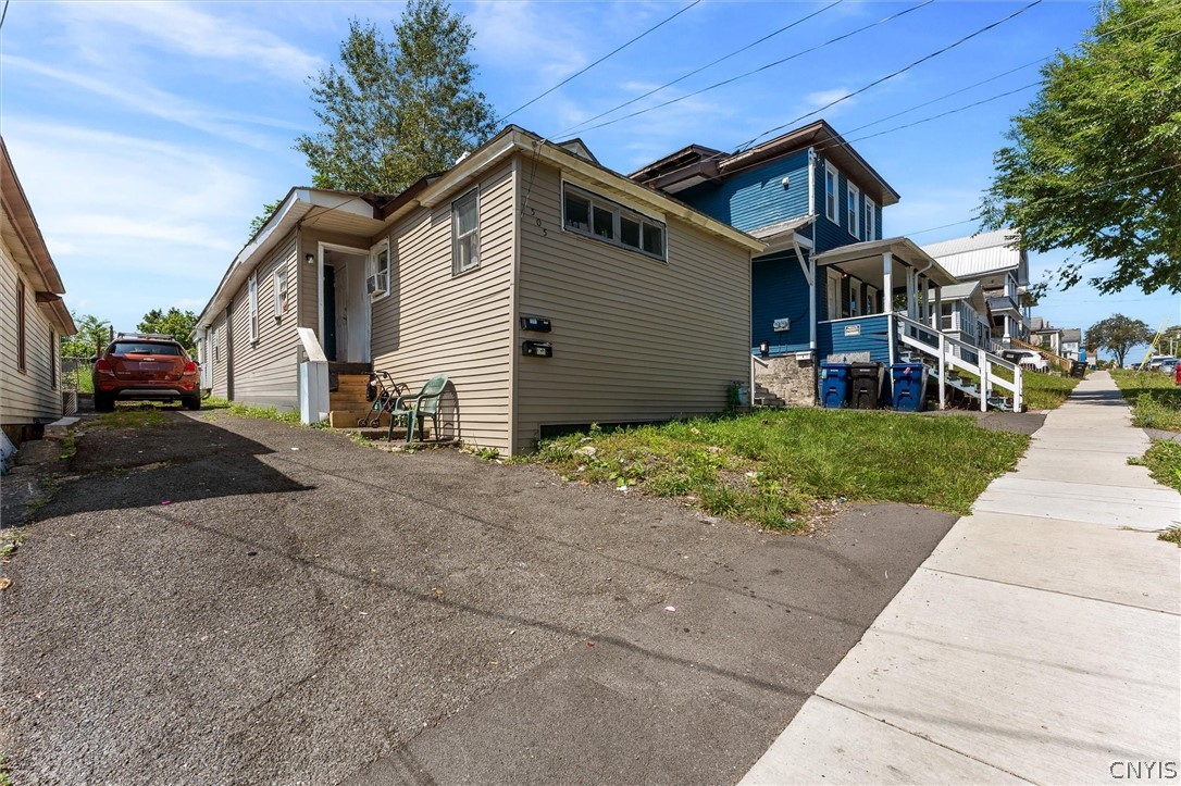 505 Carbon Street