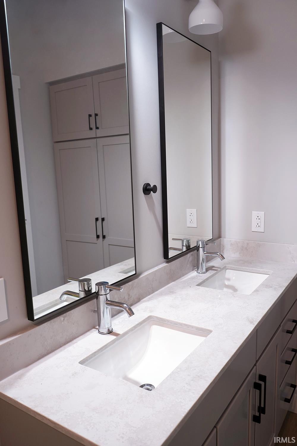 248 W Main Street Unit: 506