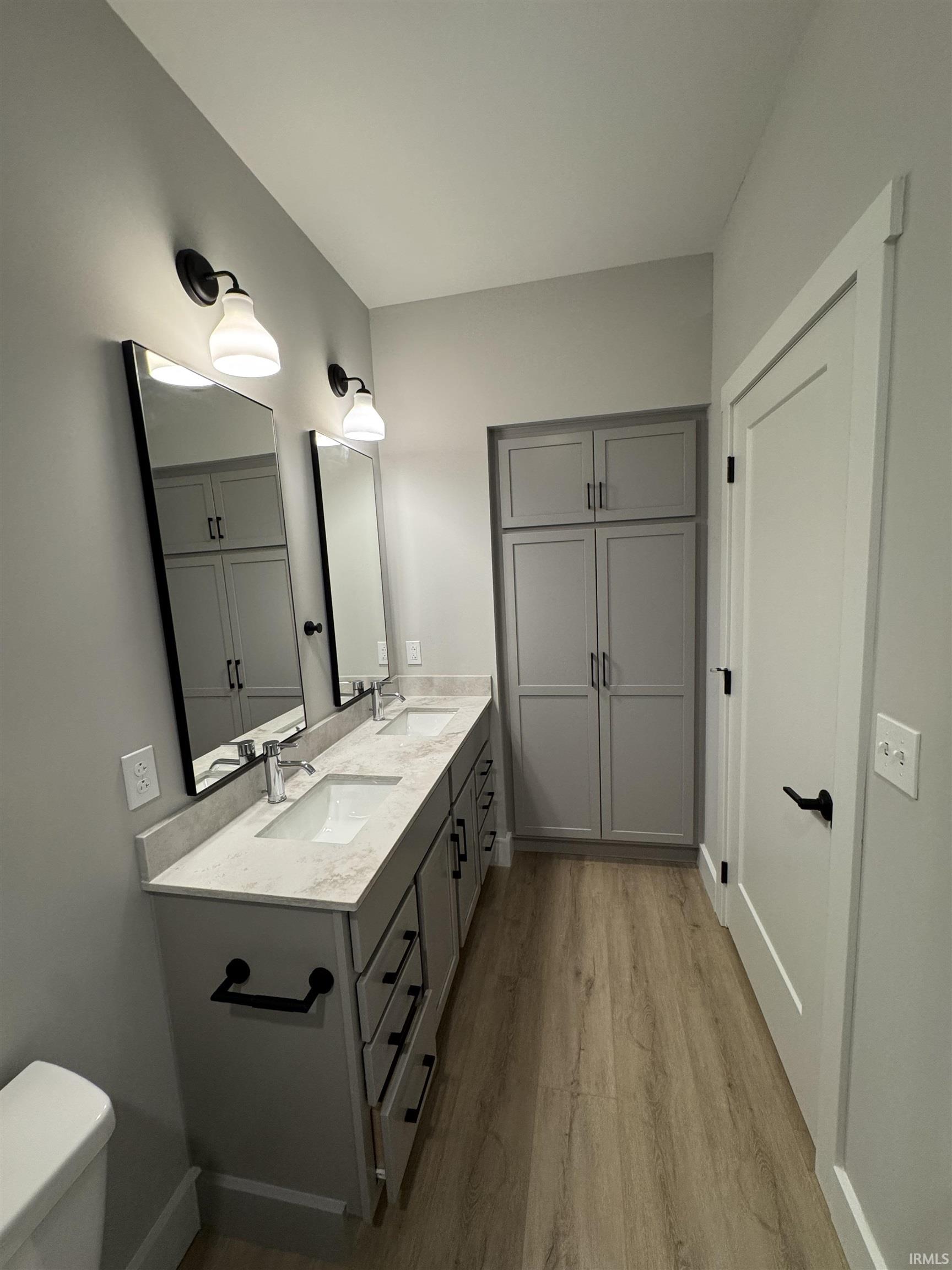 248 W Main Street Unit: 407