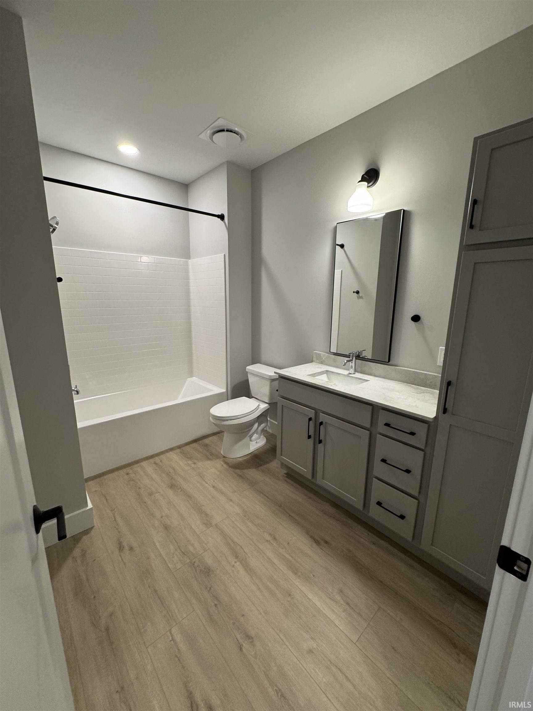 248 W Main Street Unit: 407