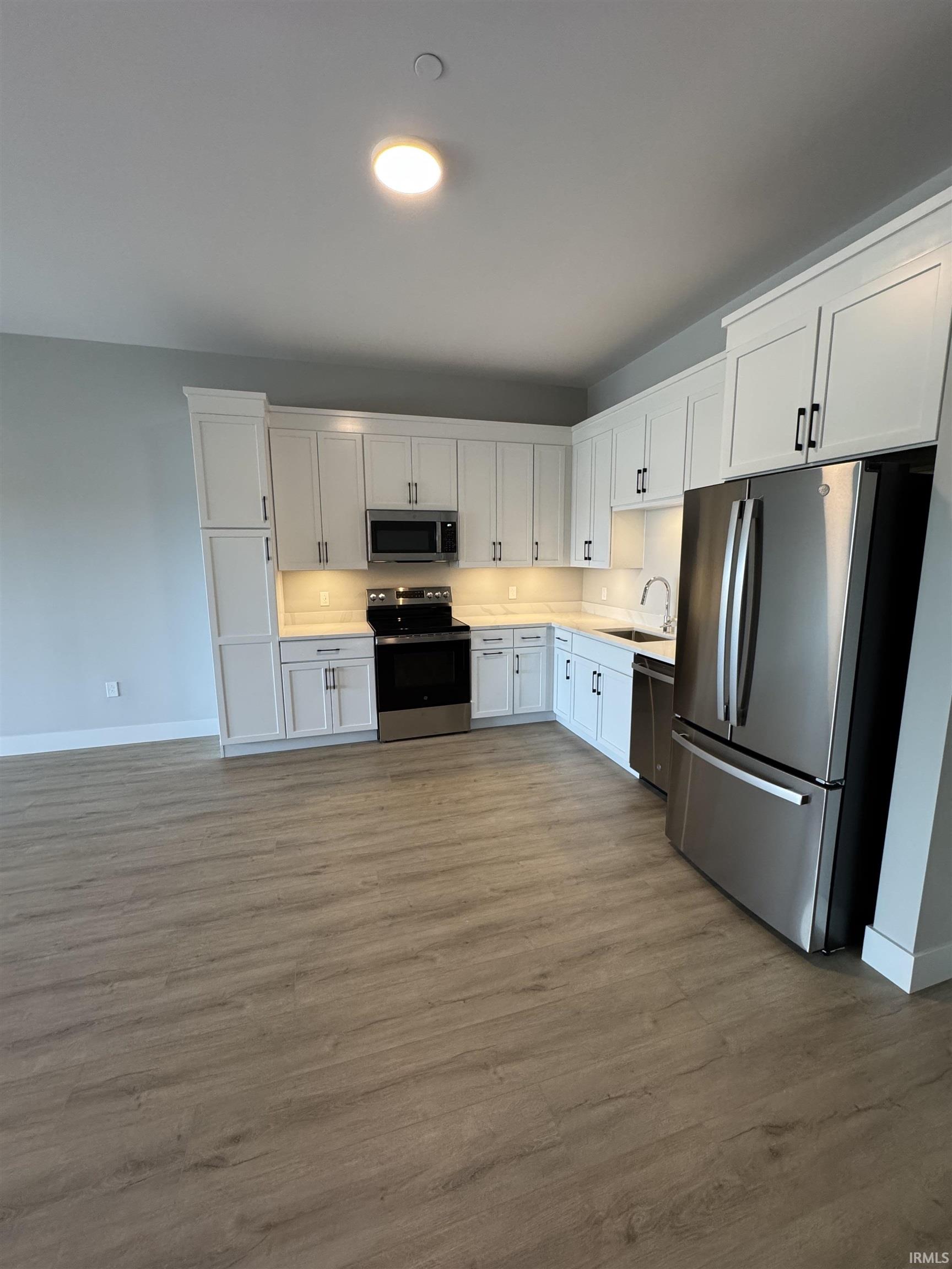 248 W Main Street Unit: 511