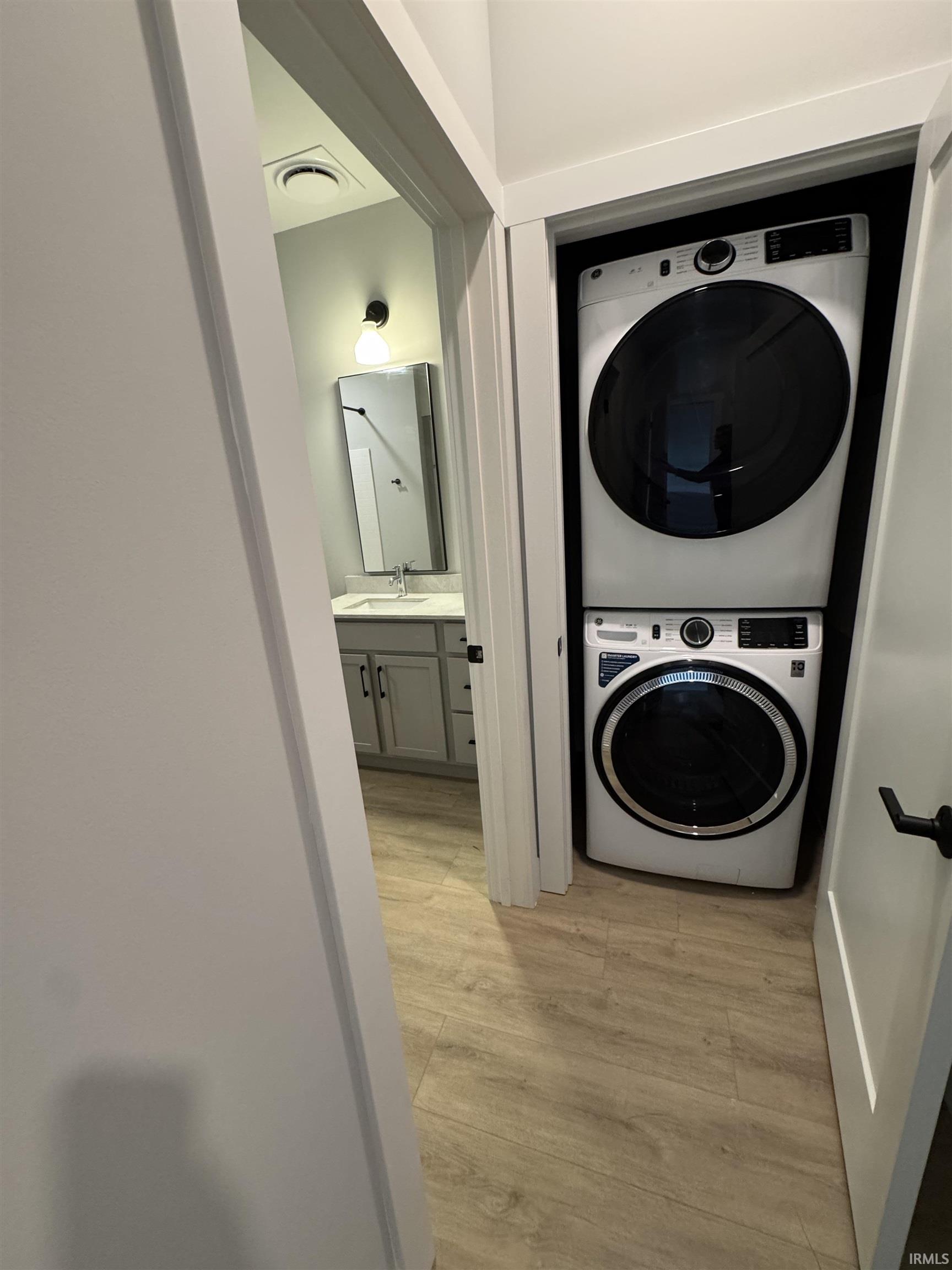 248 W Main Street Unit: 511