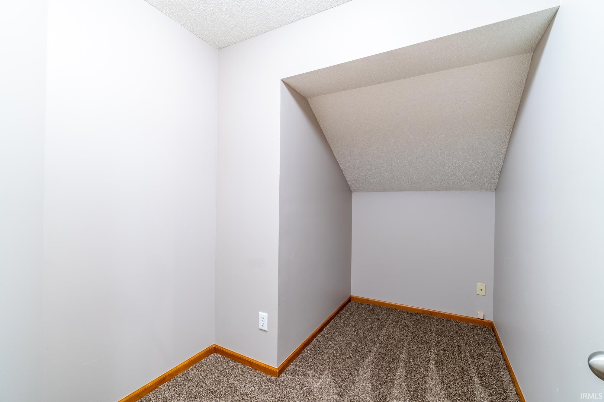 4015 Woodfield Run