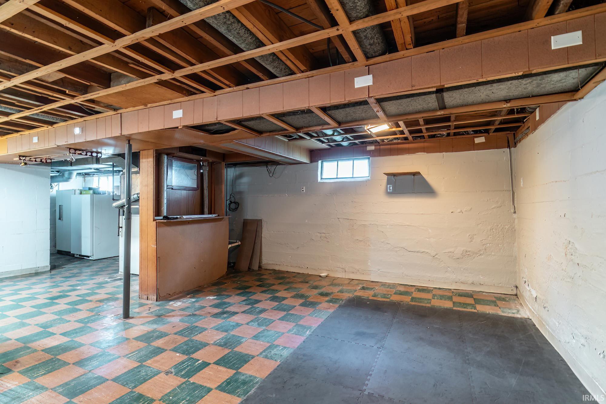 2621 Dodge Avenue