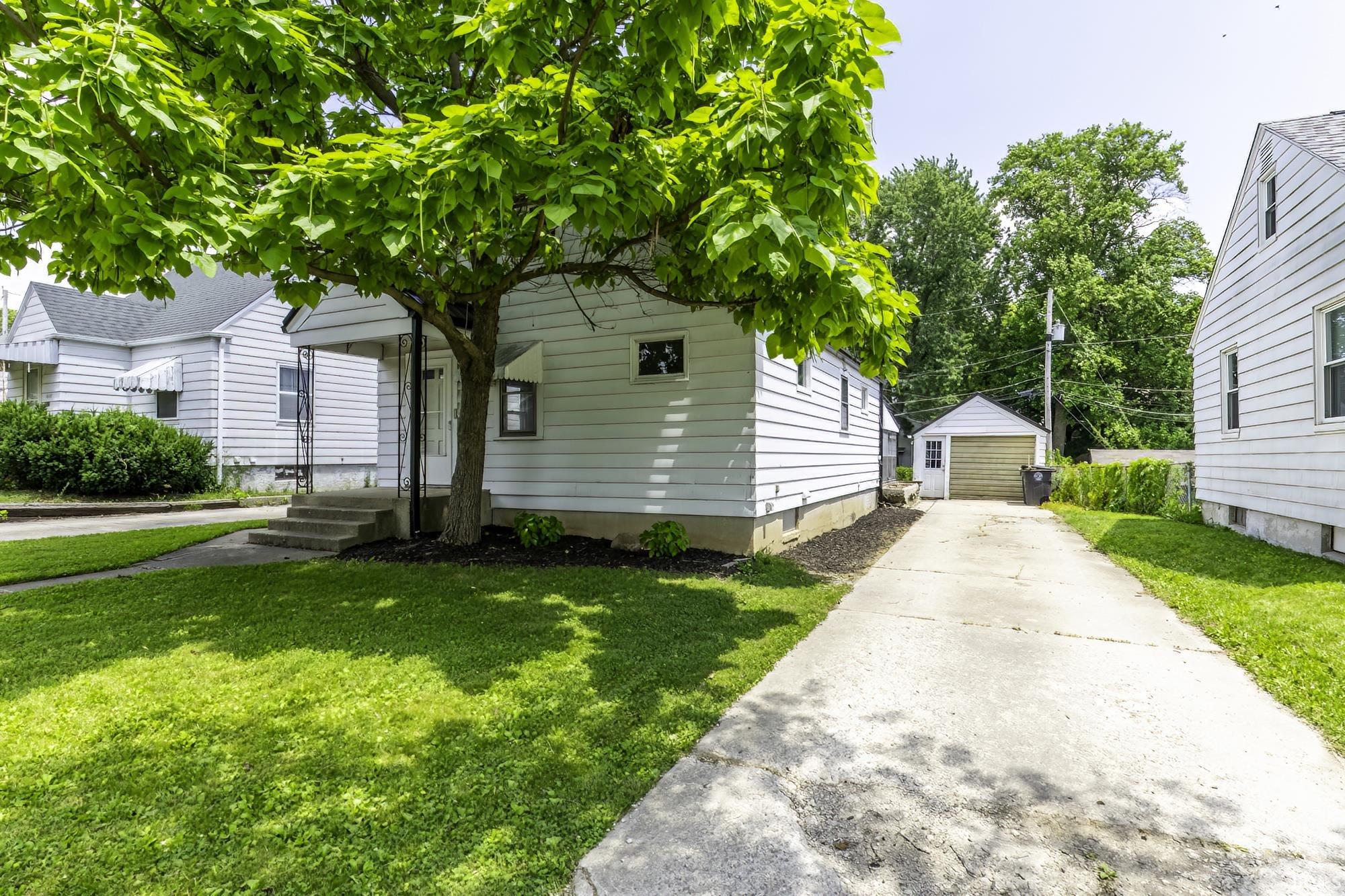 1636 Tyler Avenue