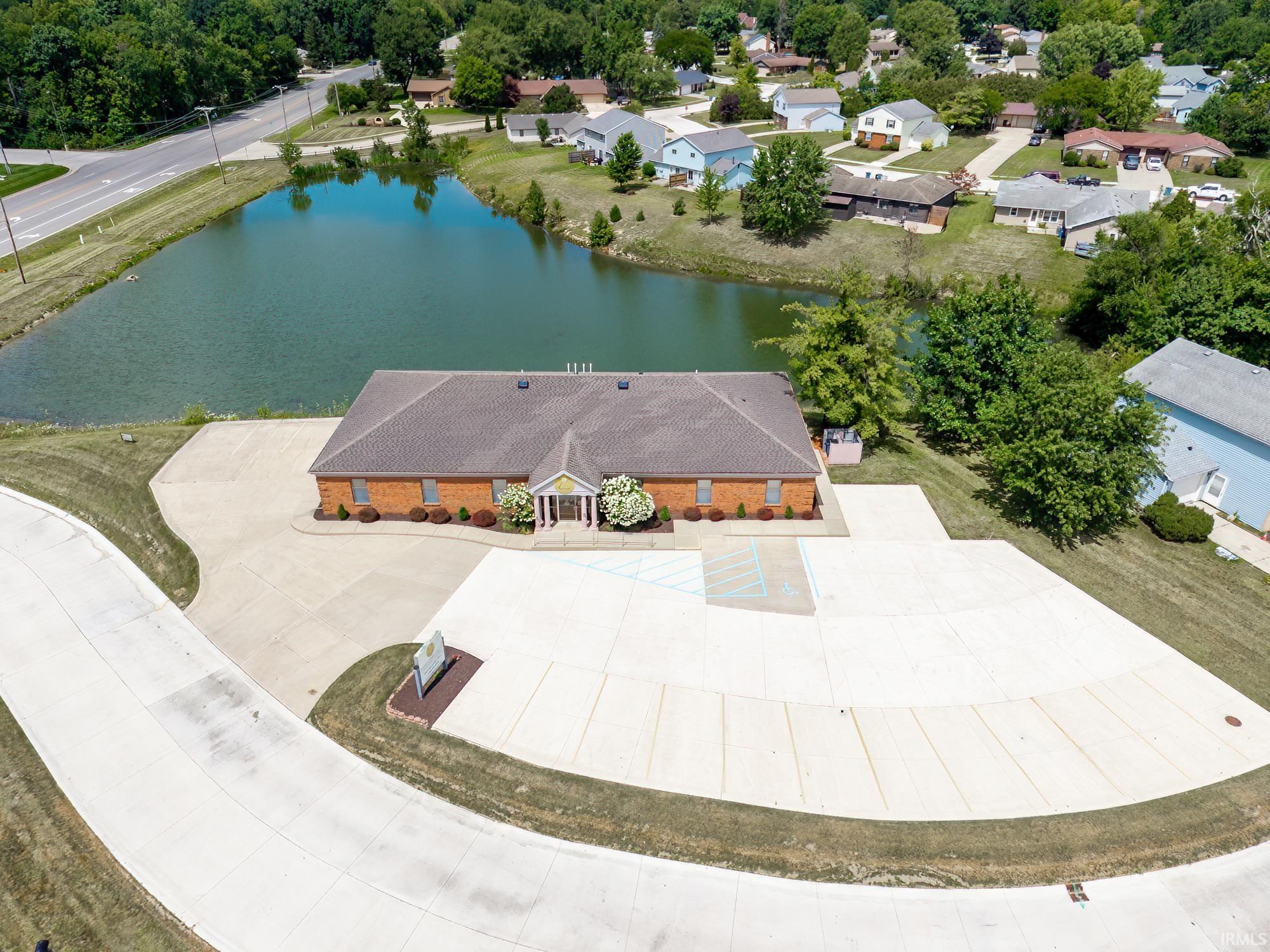 5525 OAK VALLEY Place