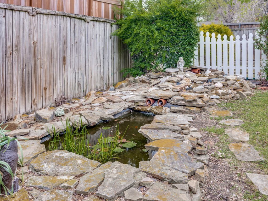 1524 El Campo Drive
