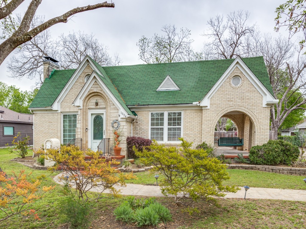 1524 El Campo Drive