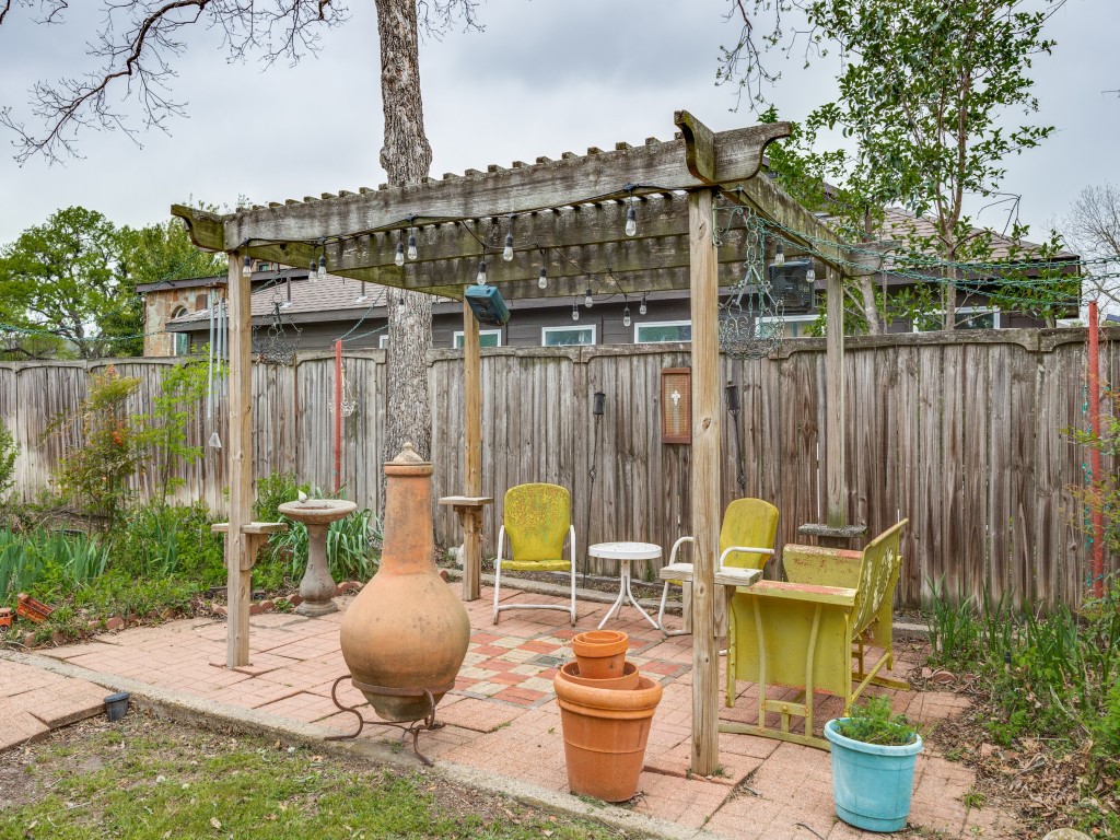 1524 El Campo Drive